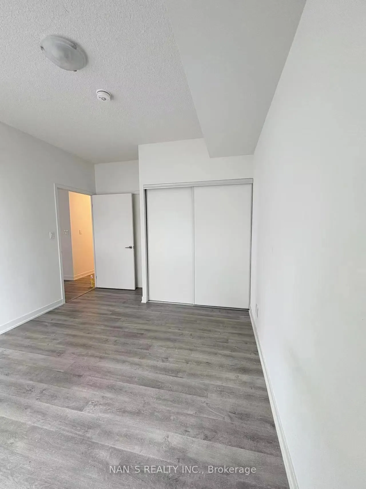 38 Simcoe Promenade Circle, #C418