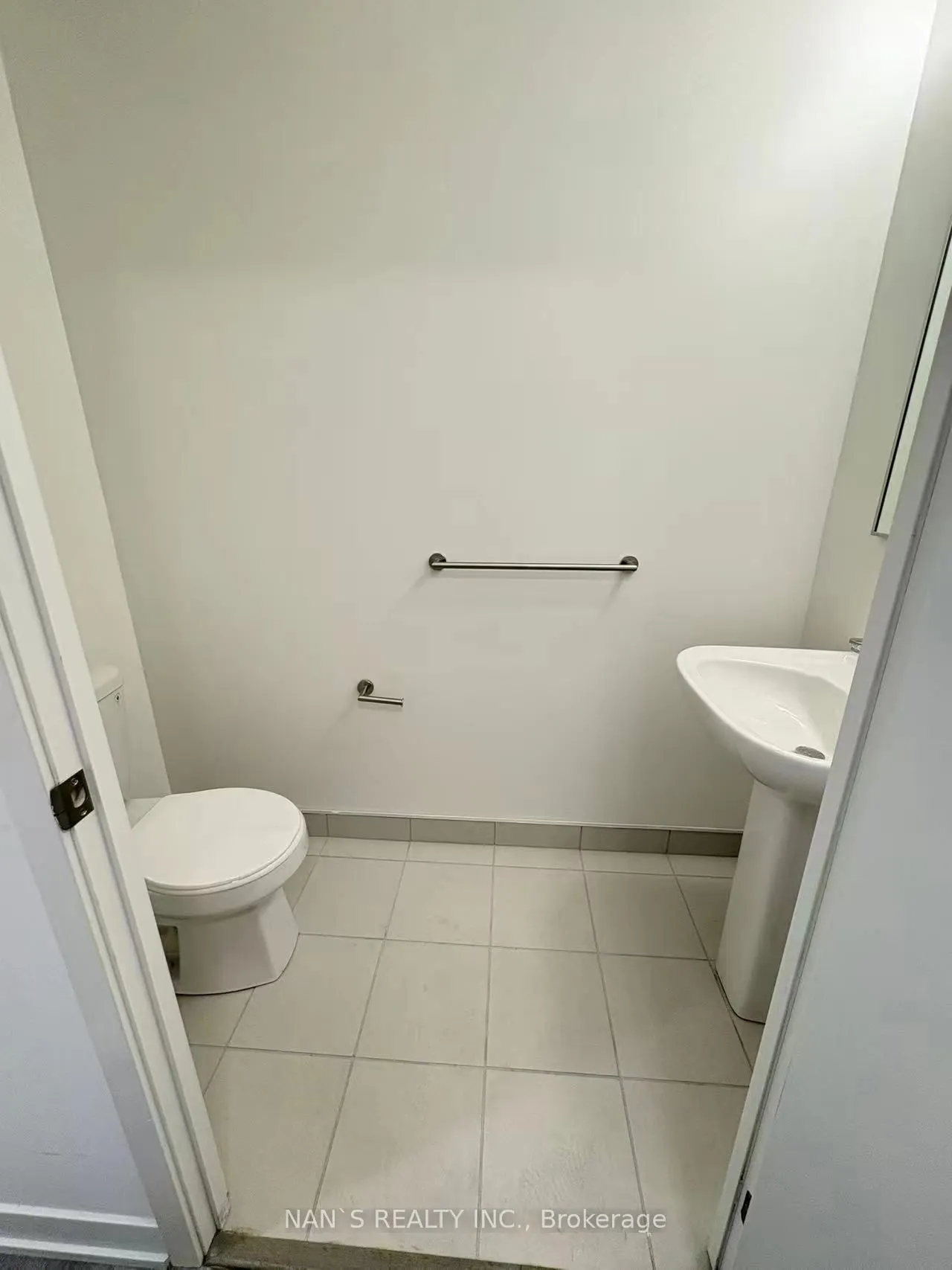 38 Simcoe Promenade Circle, #C418