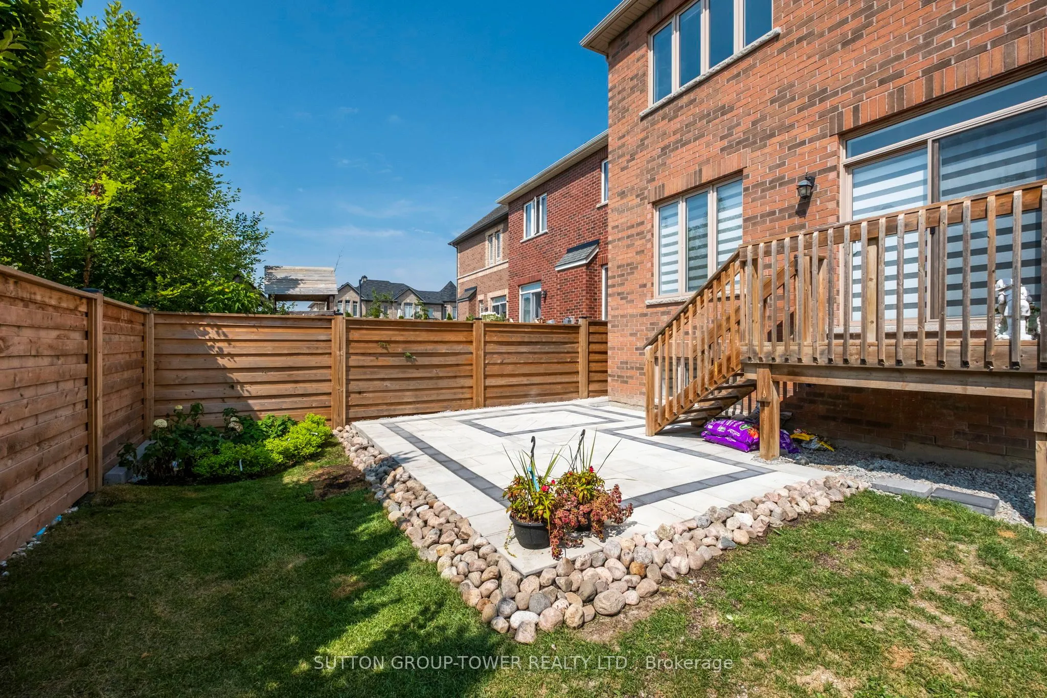 10 Alistair Crescent