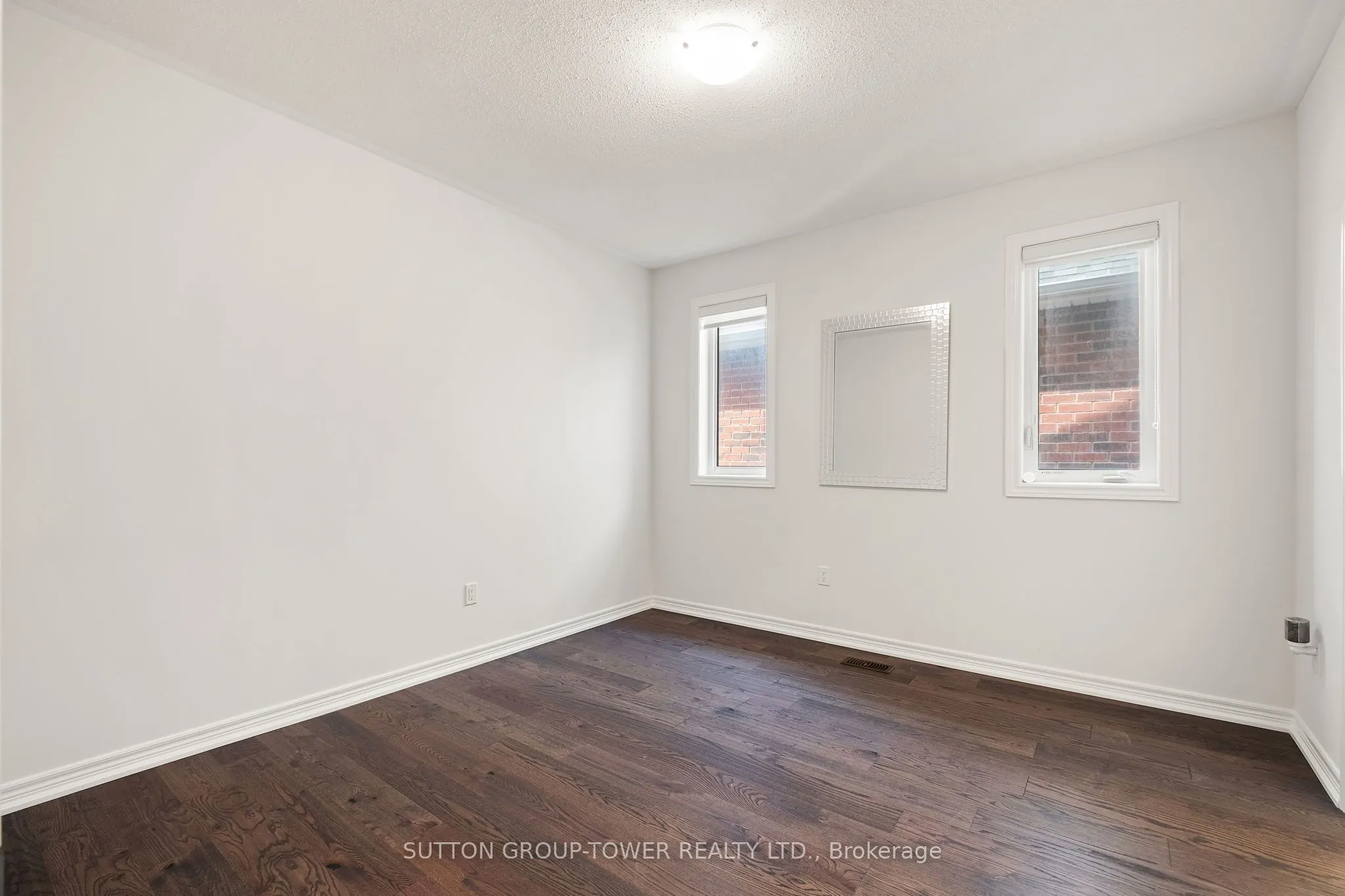 10 Alistair Crescent