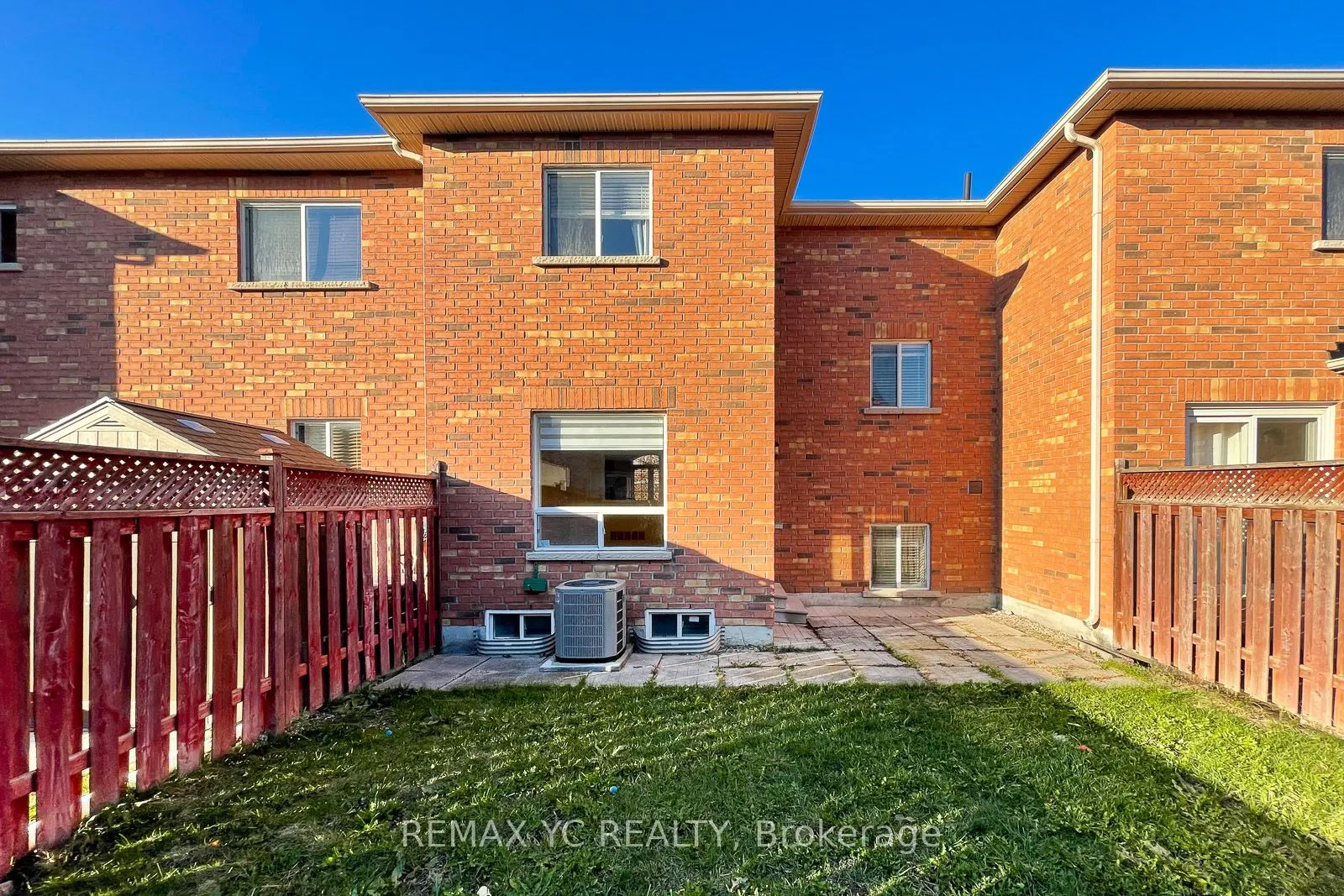 110 Dolce Crescent
