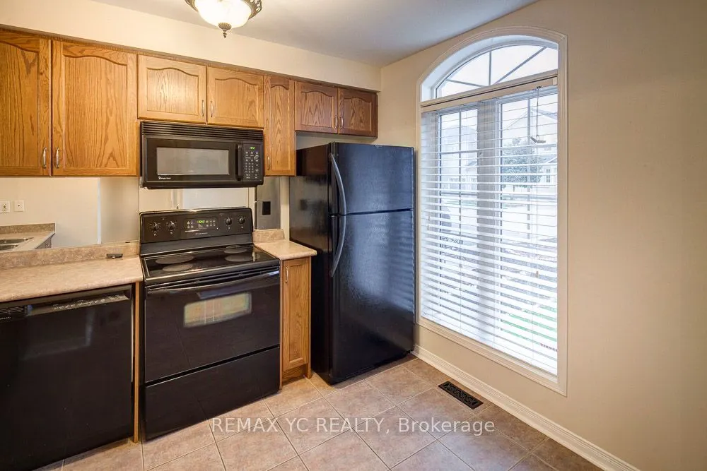 110 Dolce Crescent