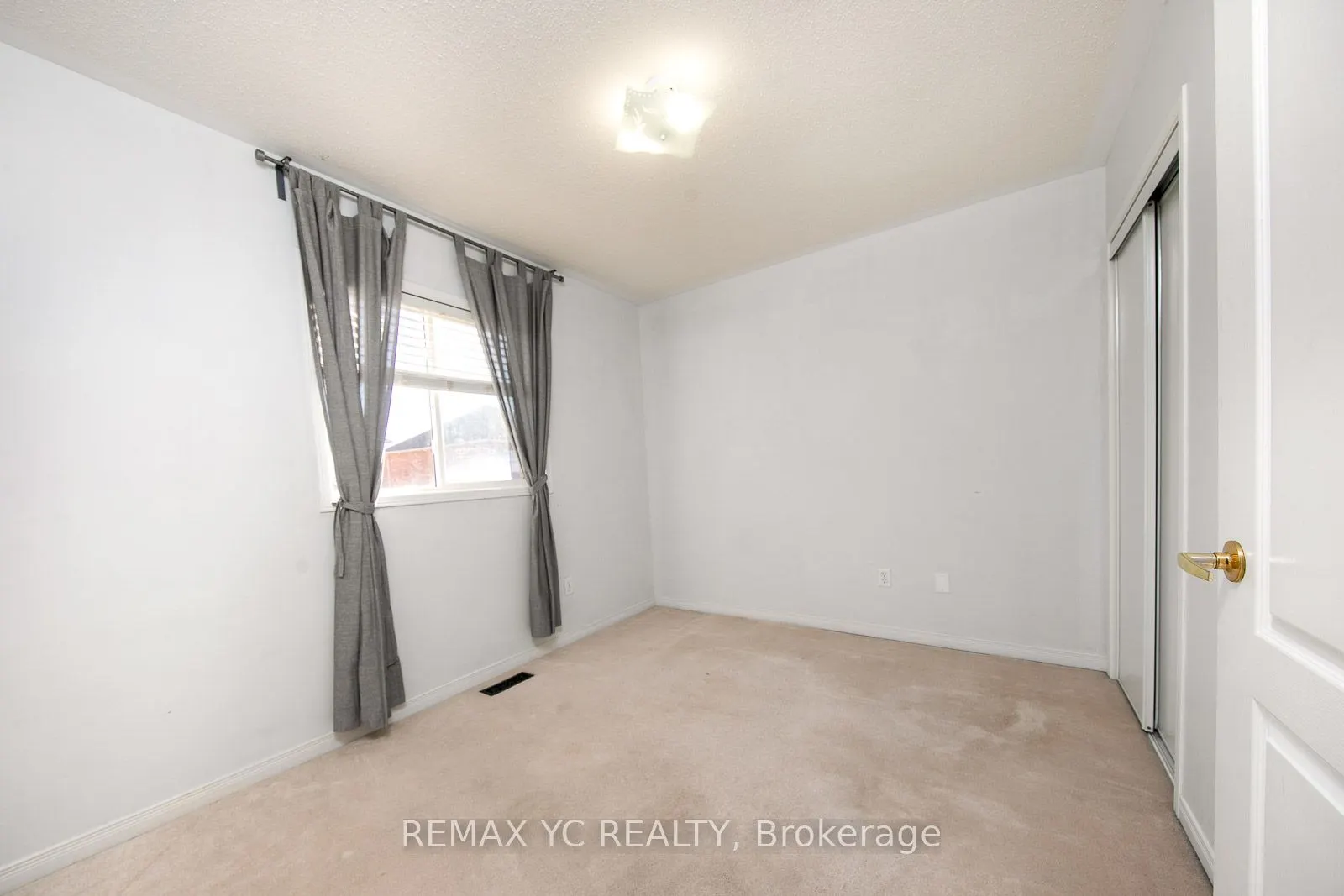 110 Dolce Crescent