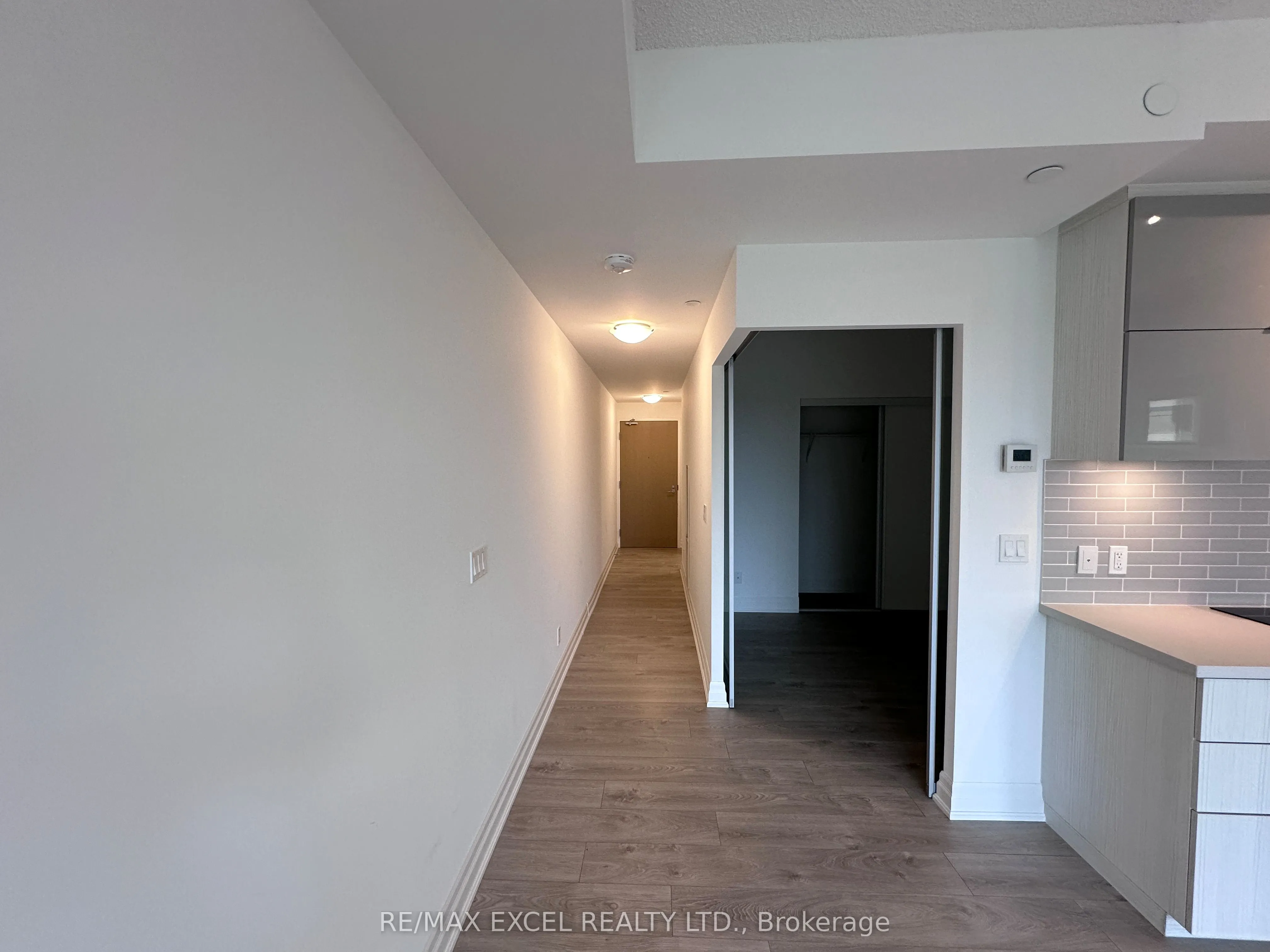 10 Rouge Valley Drive W, #1204A