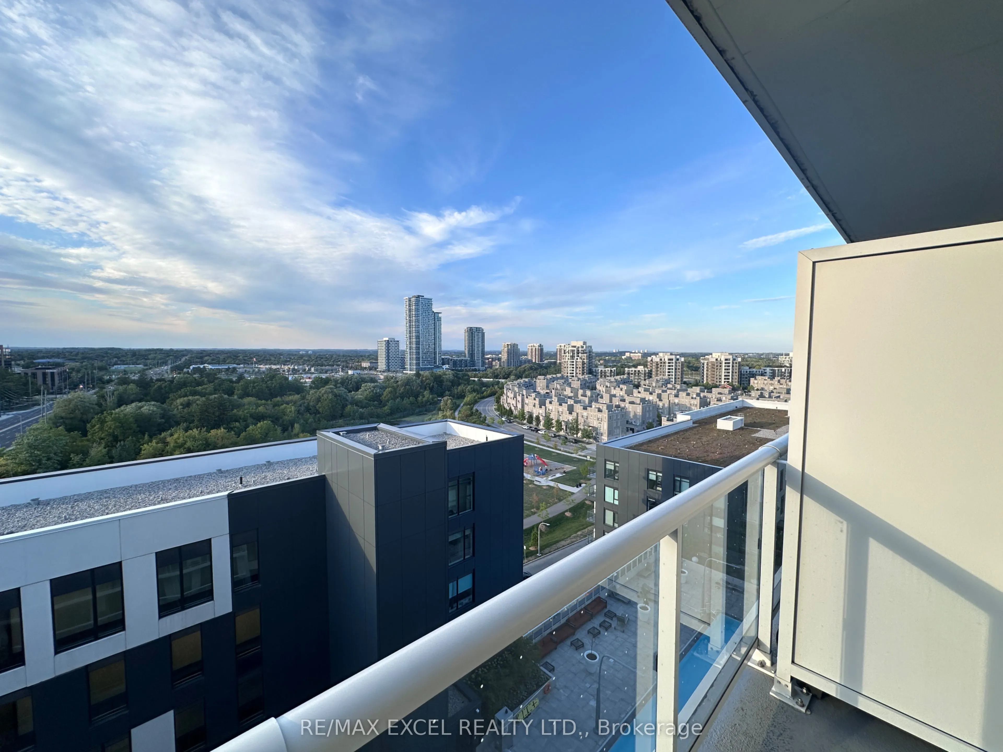 10 Rouge Valley Drive W, #1204A