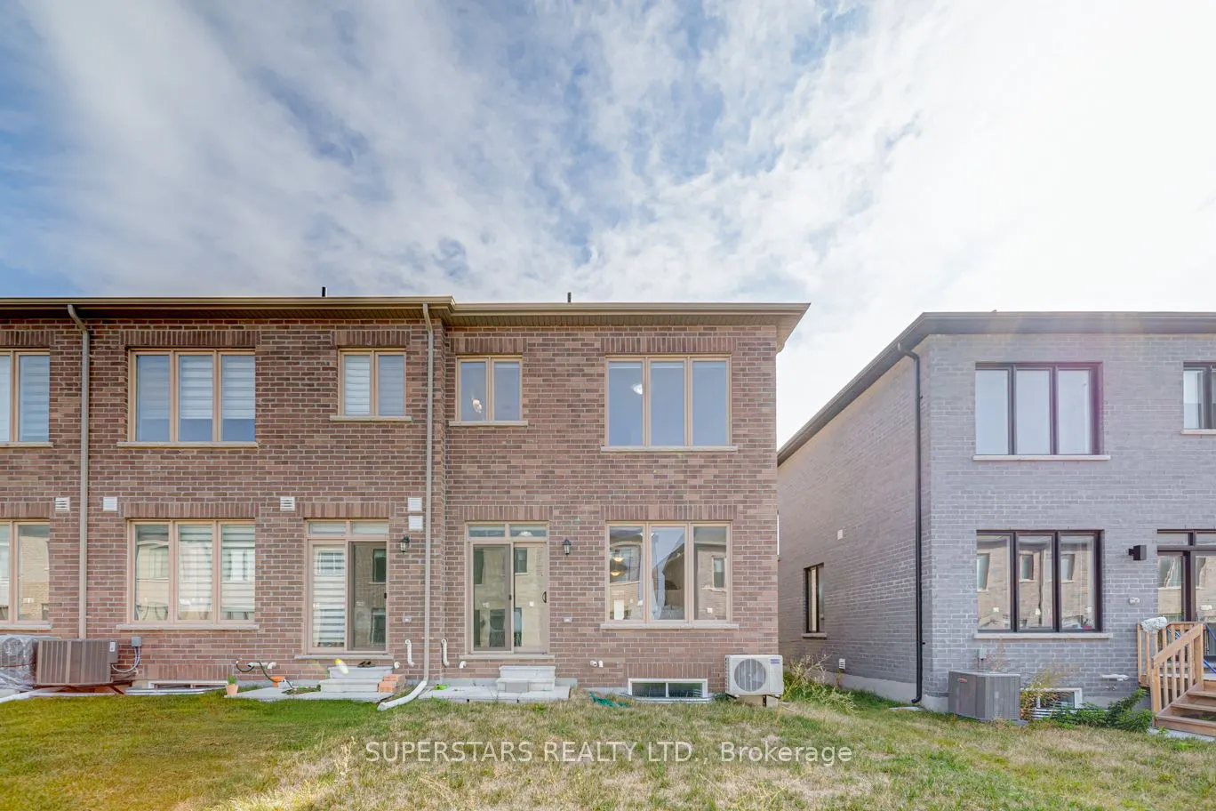 54 Harvey Bunker Crescent