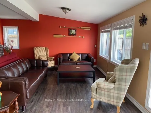 72 Lakeside Drive