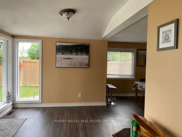 72 Lakeside Drive