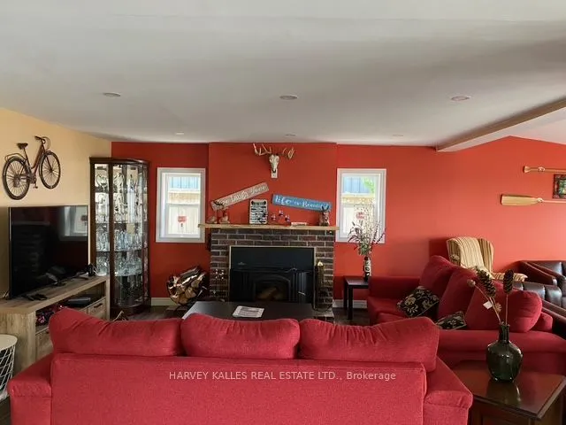 72 Lakeside Drive