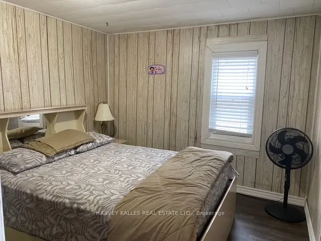 72 Lakeside Drive