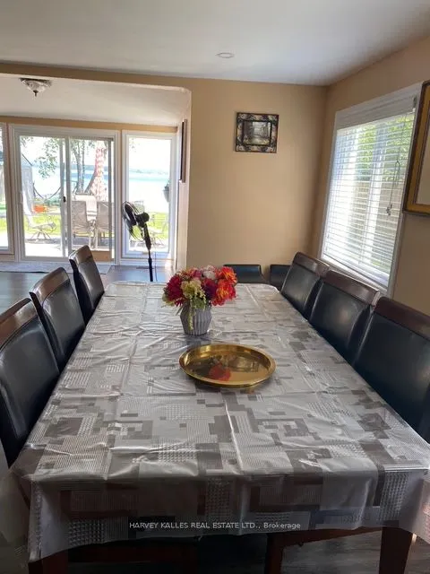 72 Lakeside Drive
