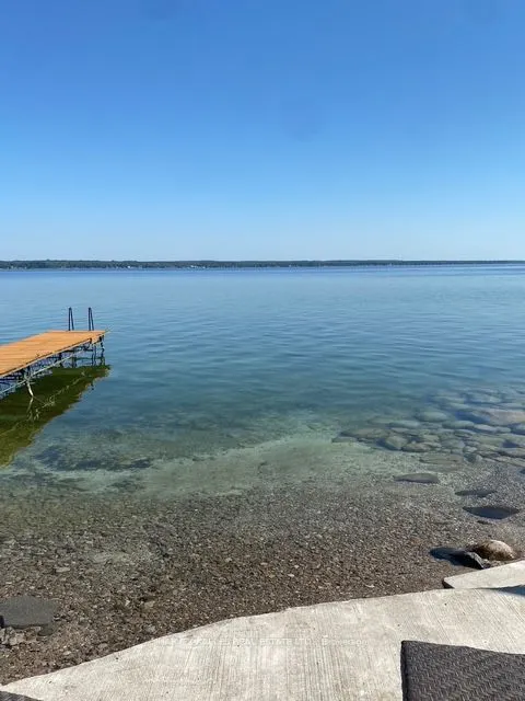 72 Lakeside Drive