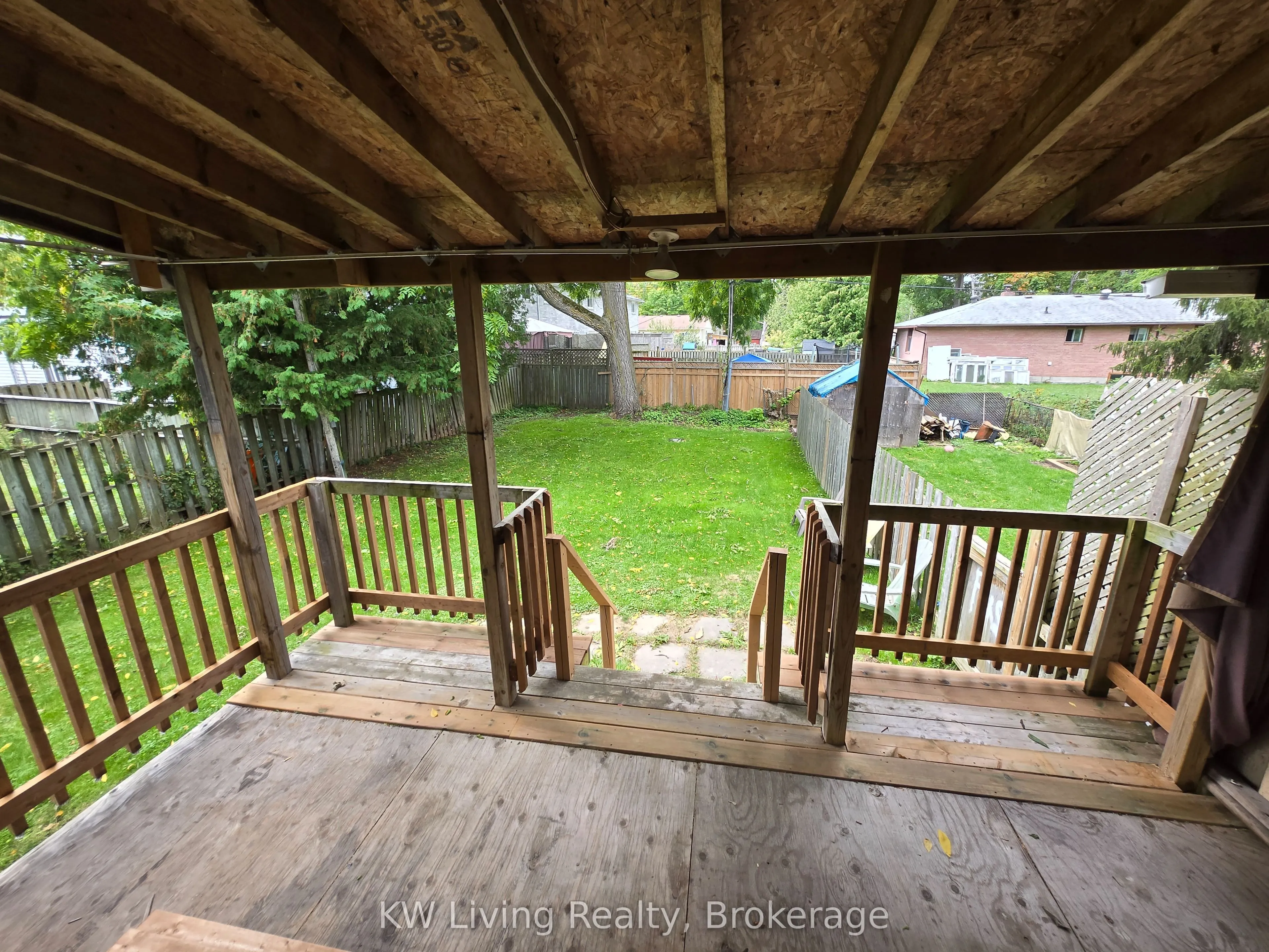 6 Ravenswood Drive