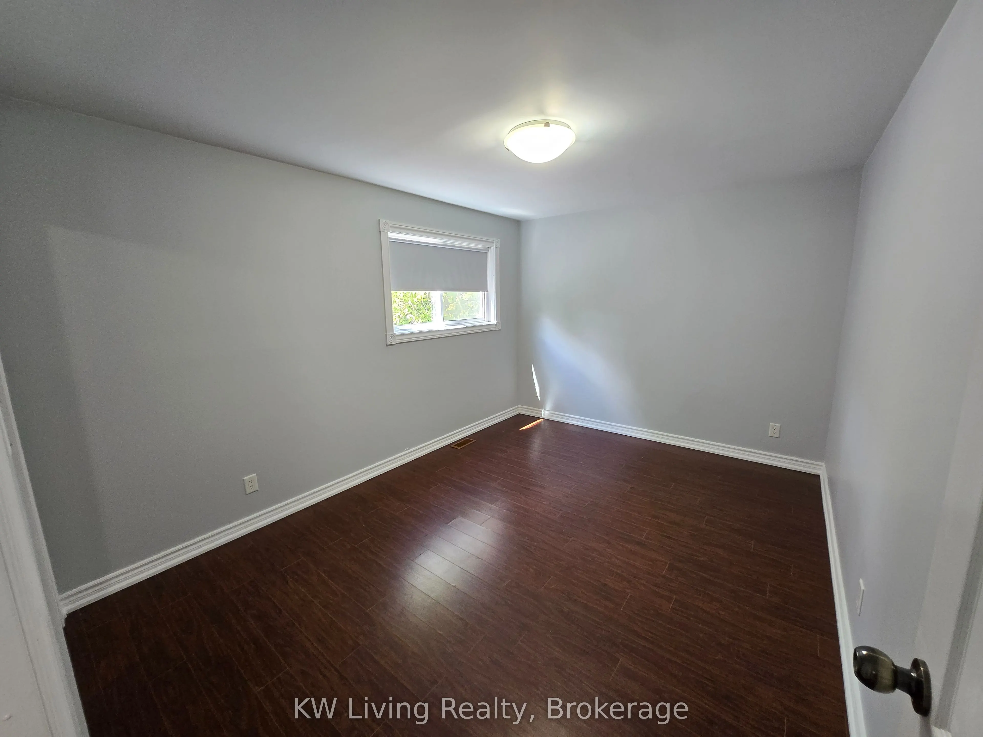 6 Ravenswood Drive