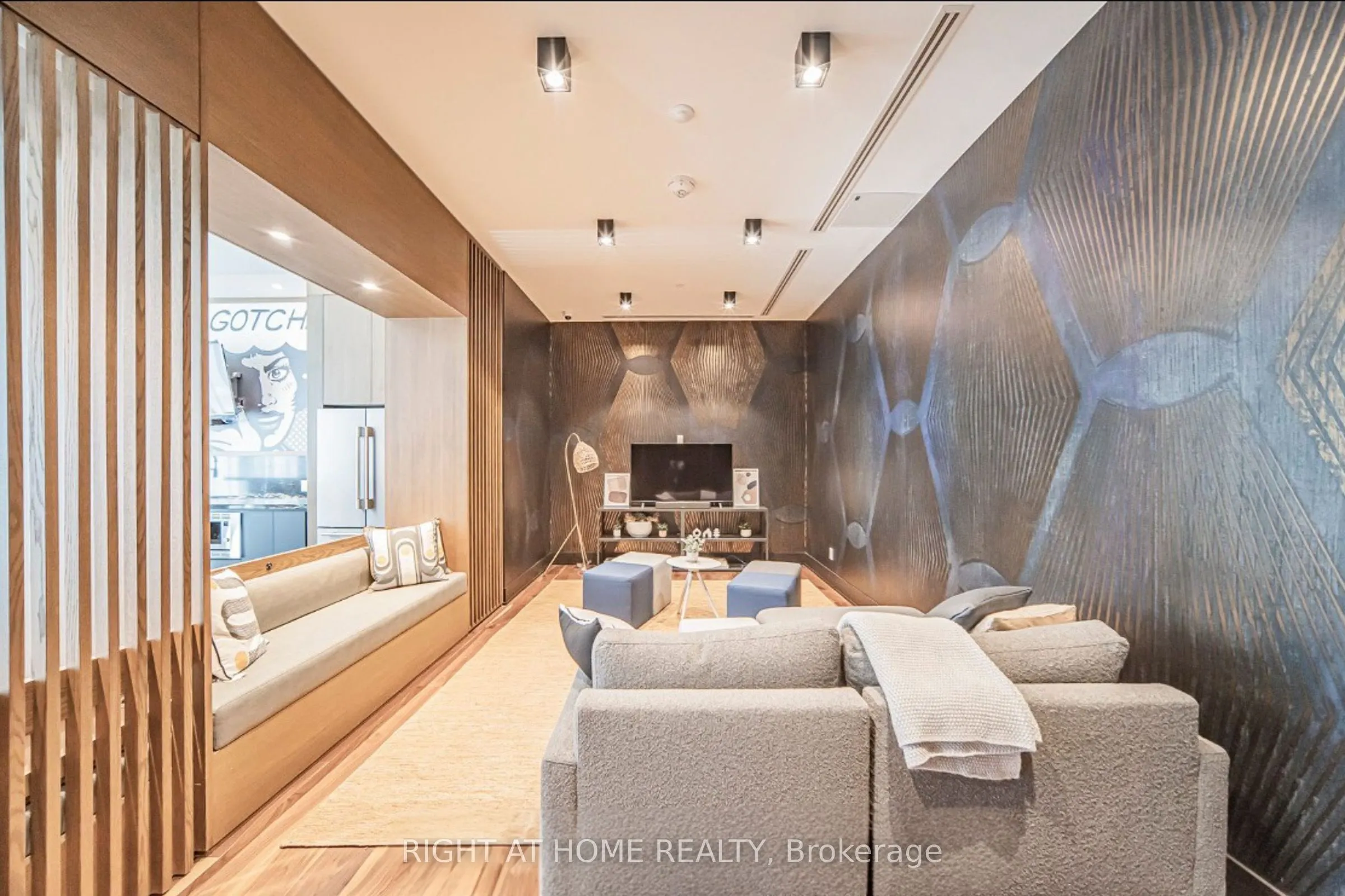 292 Verdale Crossing, #B807