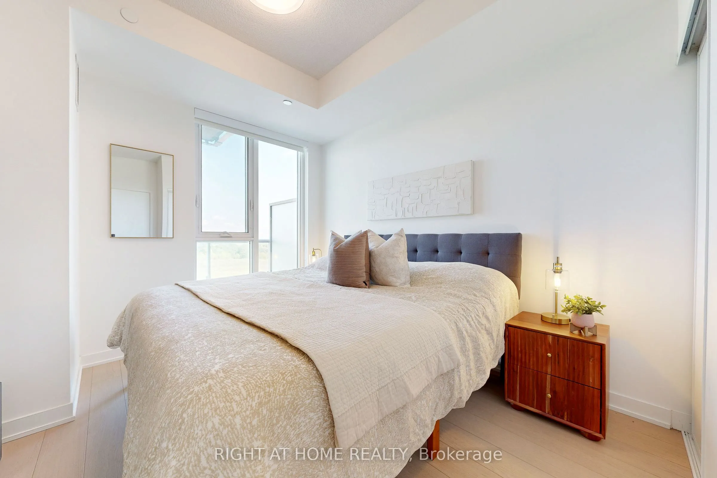 292 Verdale Crossing, #B807
