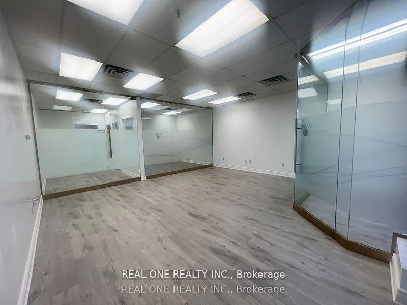 145 Royal Crest Court, #52