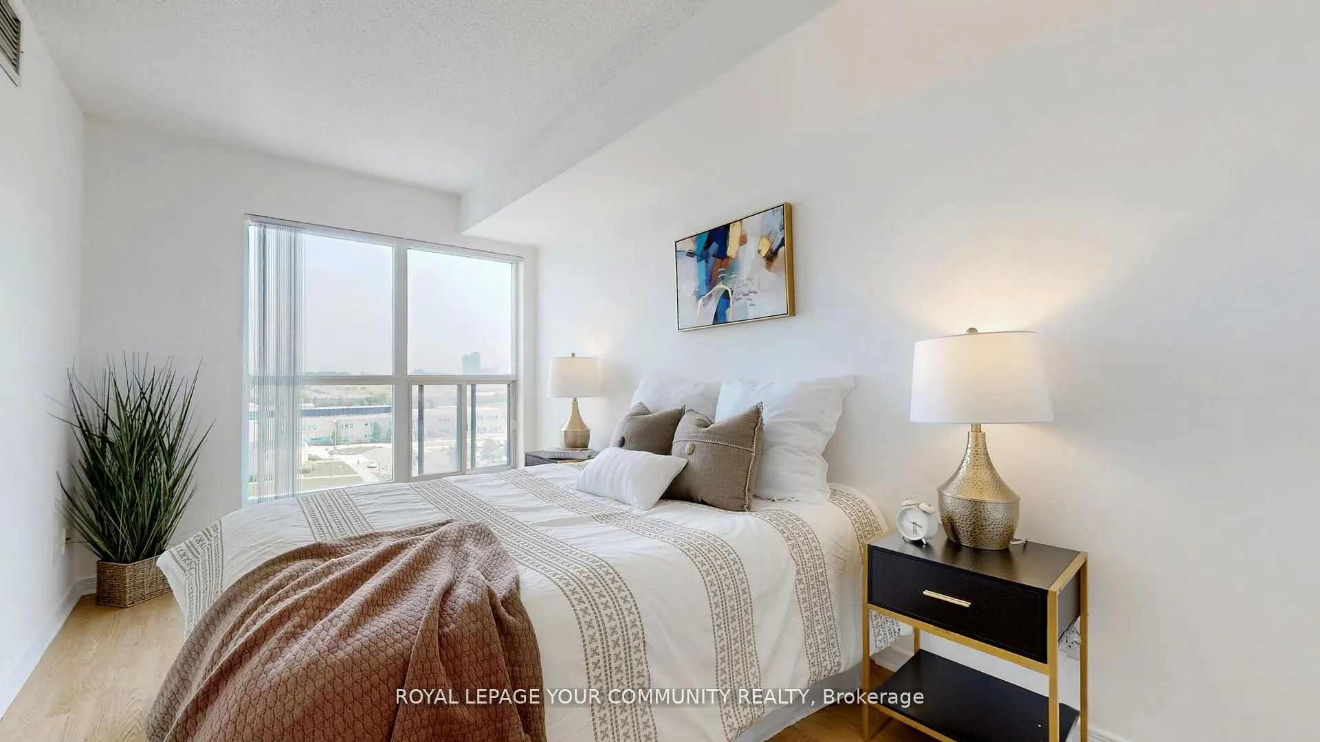 185 Oneida Crescent, #1005