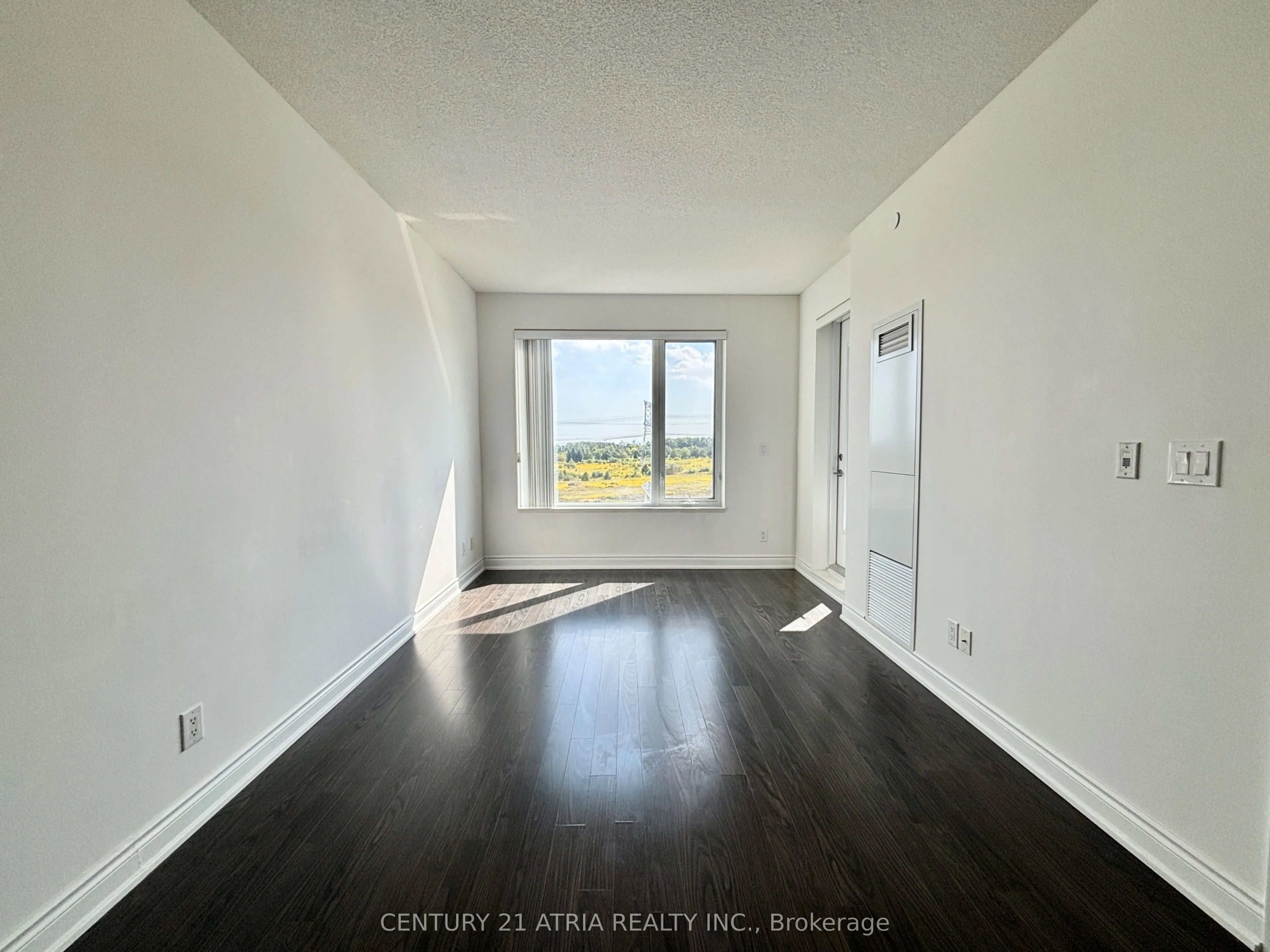 325 South Park Road, #709