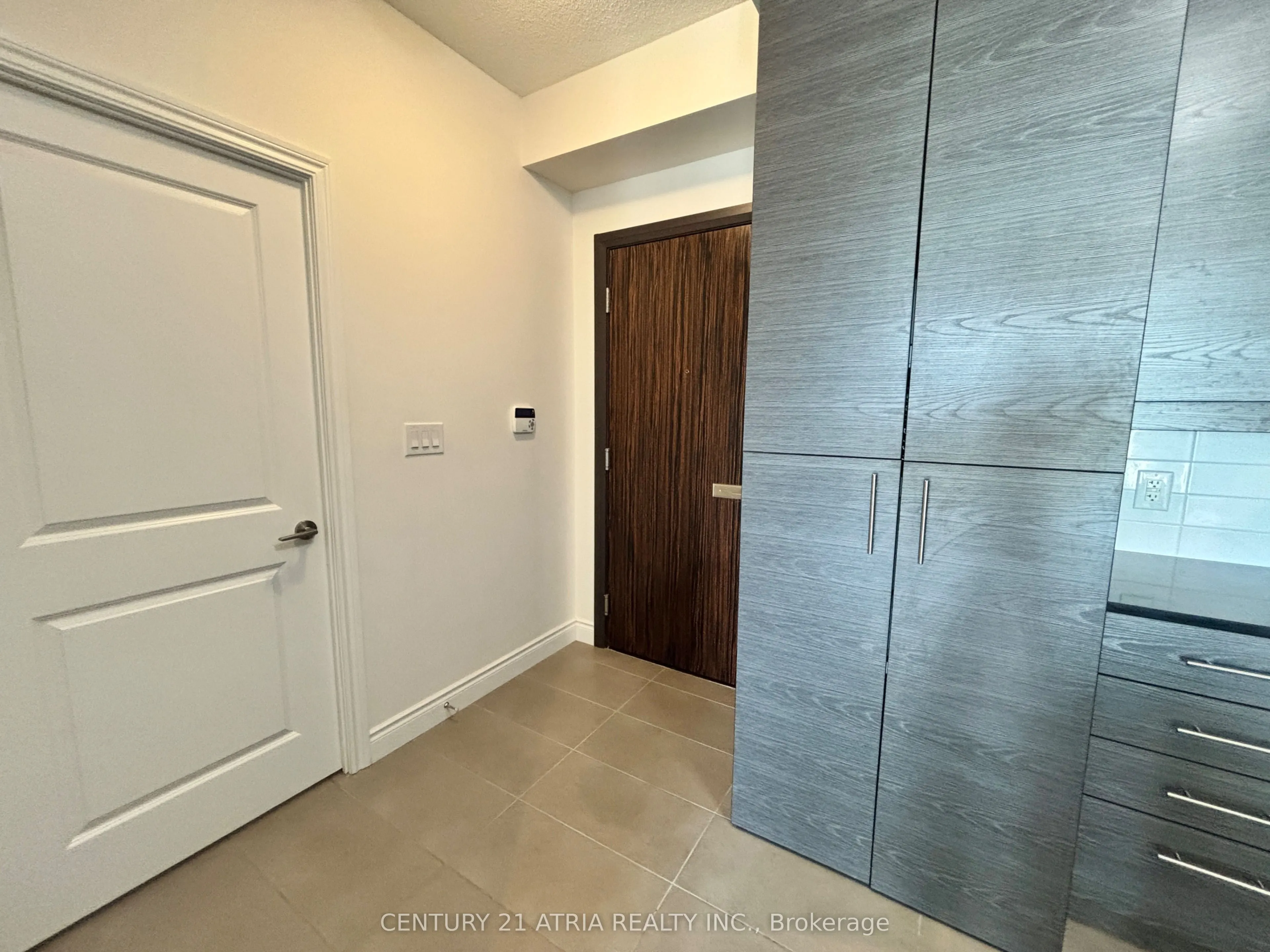 325 South Park Road, #709