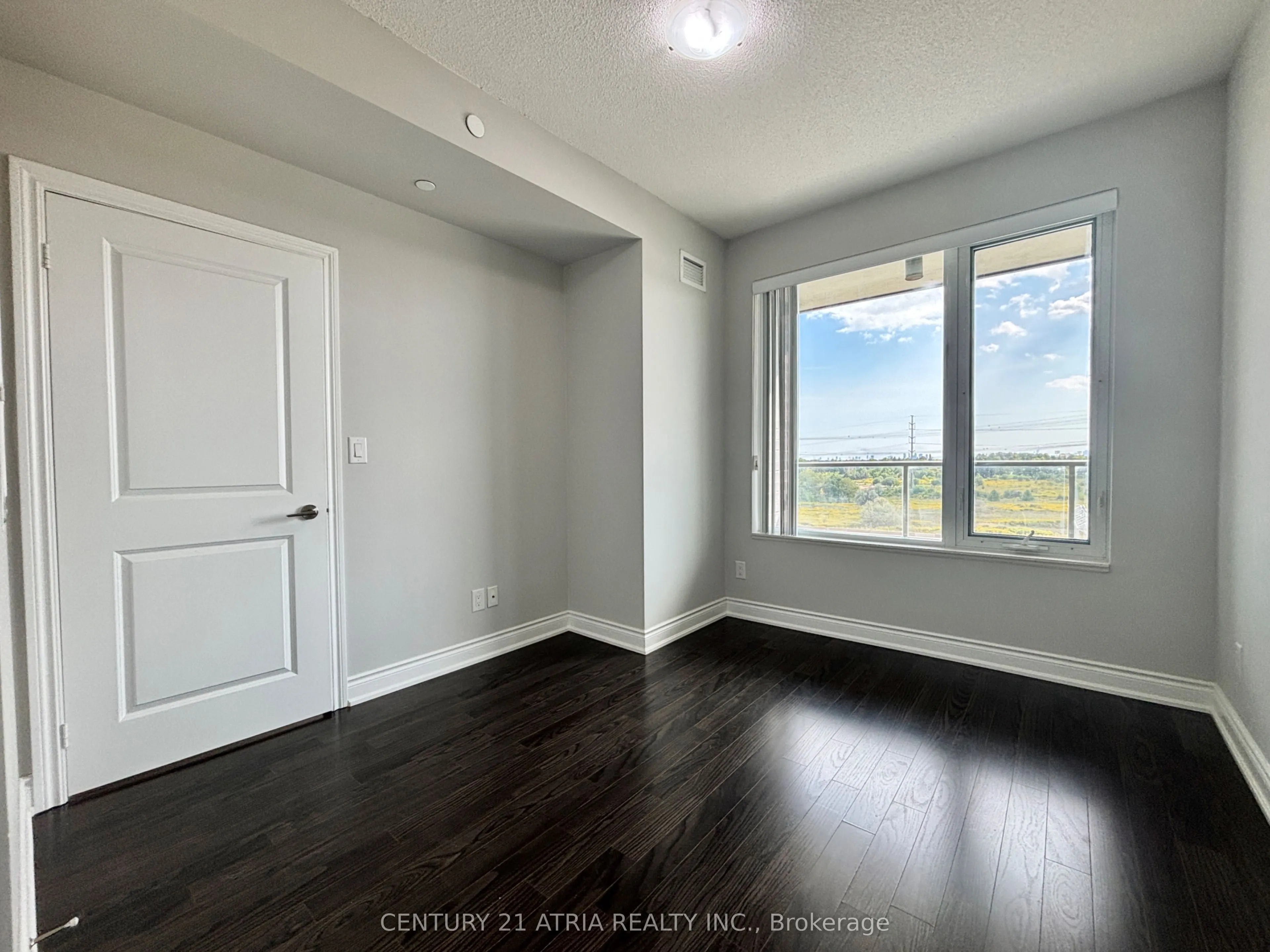 325 South Park Road, #709