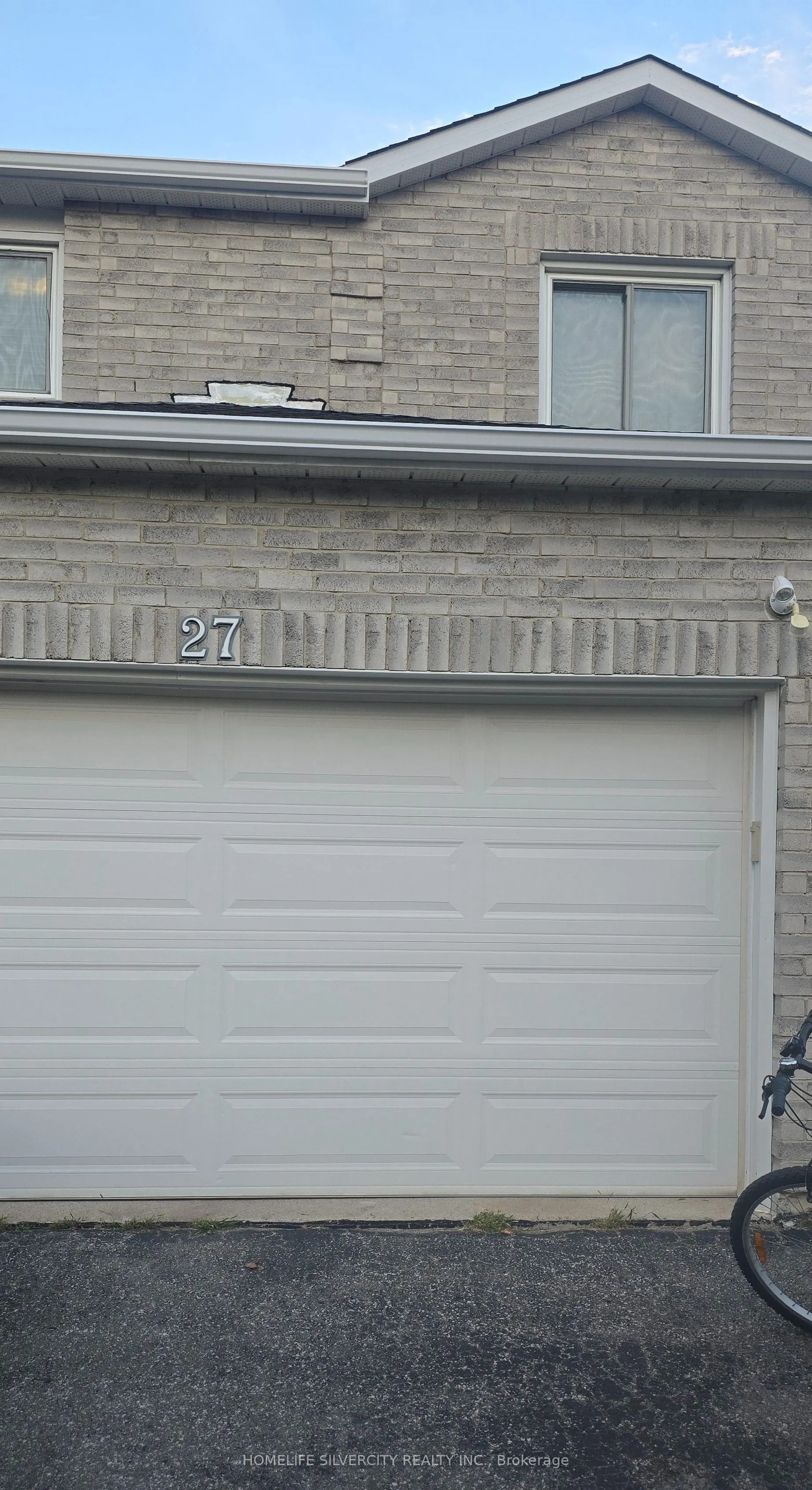 27 Silverthorne Road, #Bsmnt