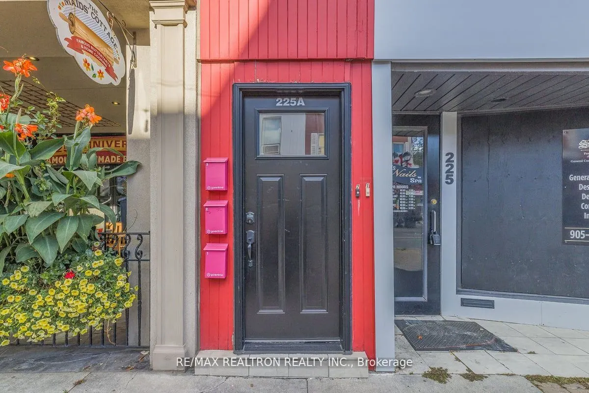 225 Main Street, #1