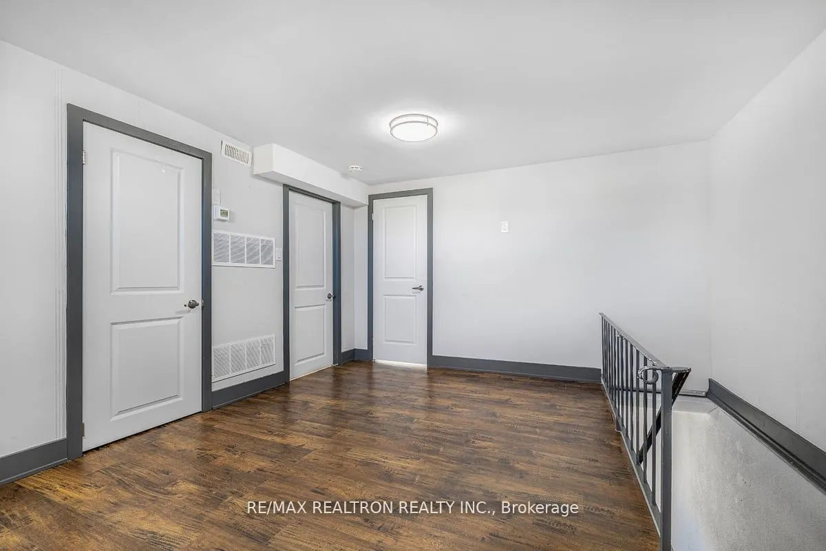 225 Main Street, #1