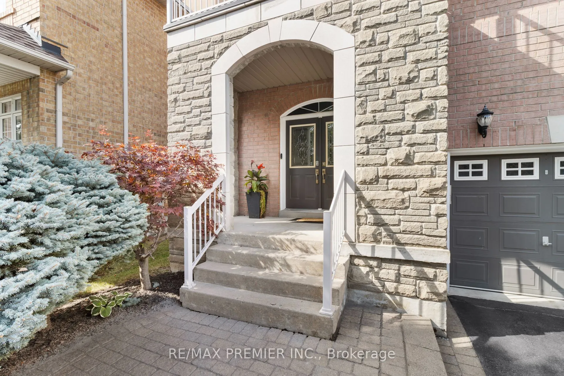 64 Leameadow Road