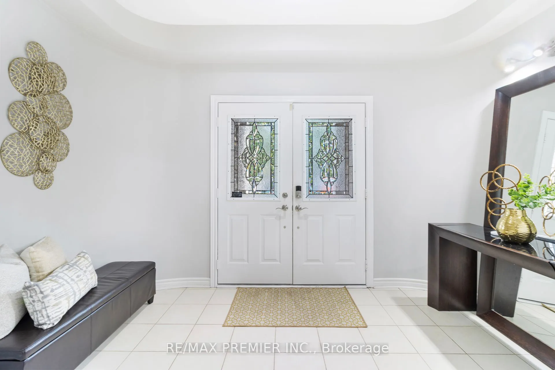 64 Leameadow Road