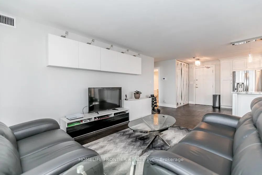 29 Northern Heights Drive, #LPH11