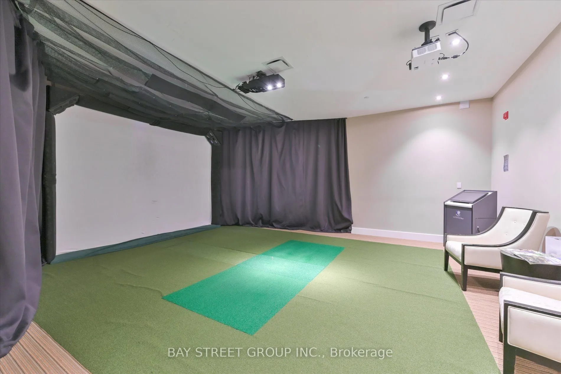 372 7 Highway E, #306