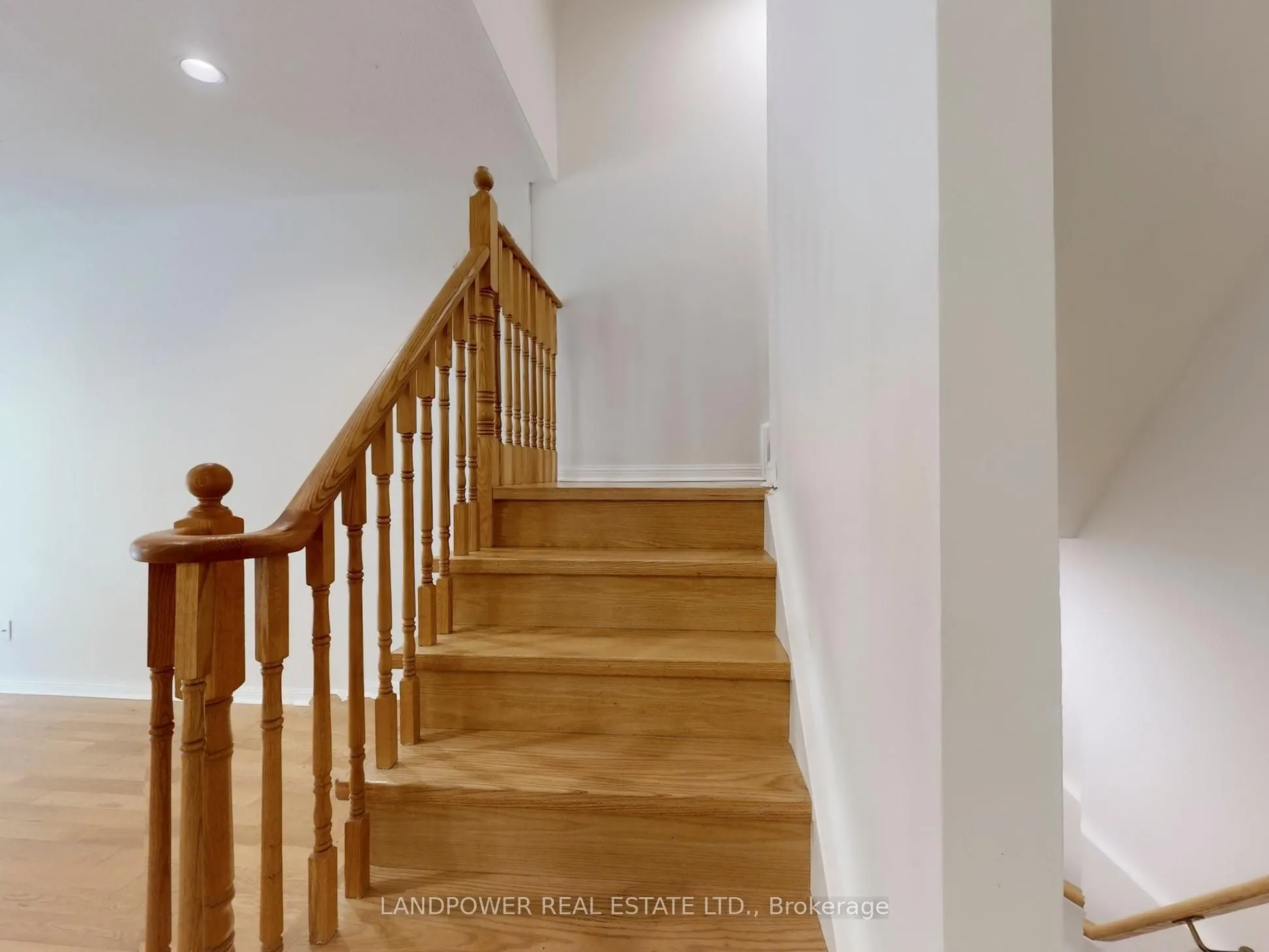 18 St Moritz Way, #2