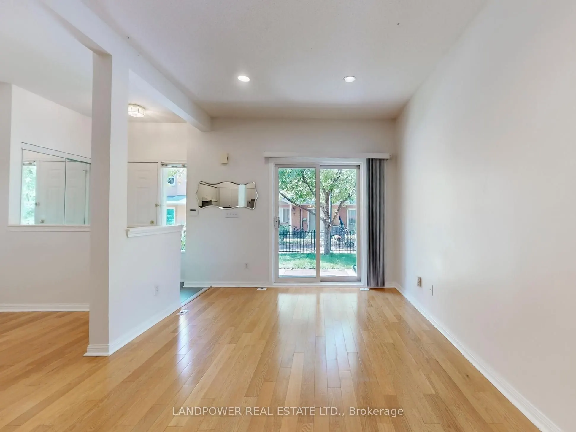 18 St Moritz Way, #2