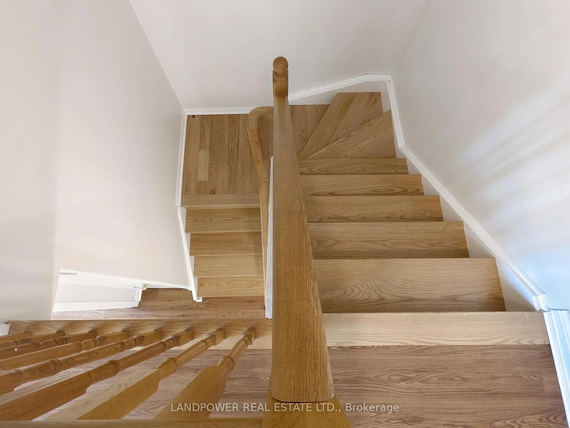 18 St Moritz Way, #2