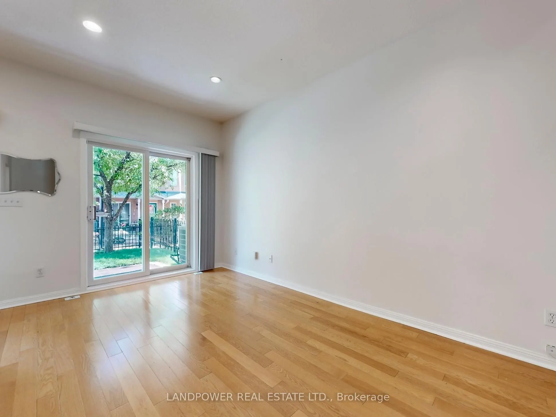 18 St Moritz Way, #2