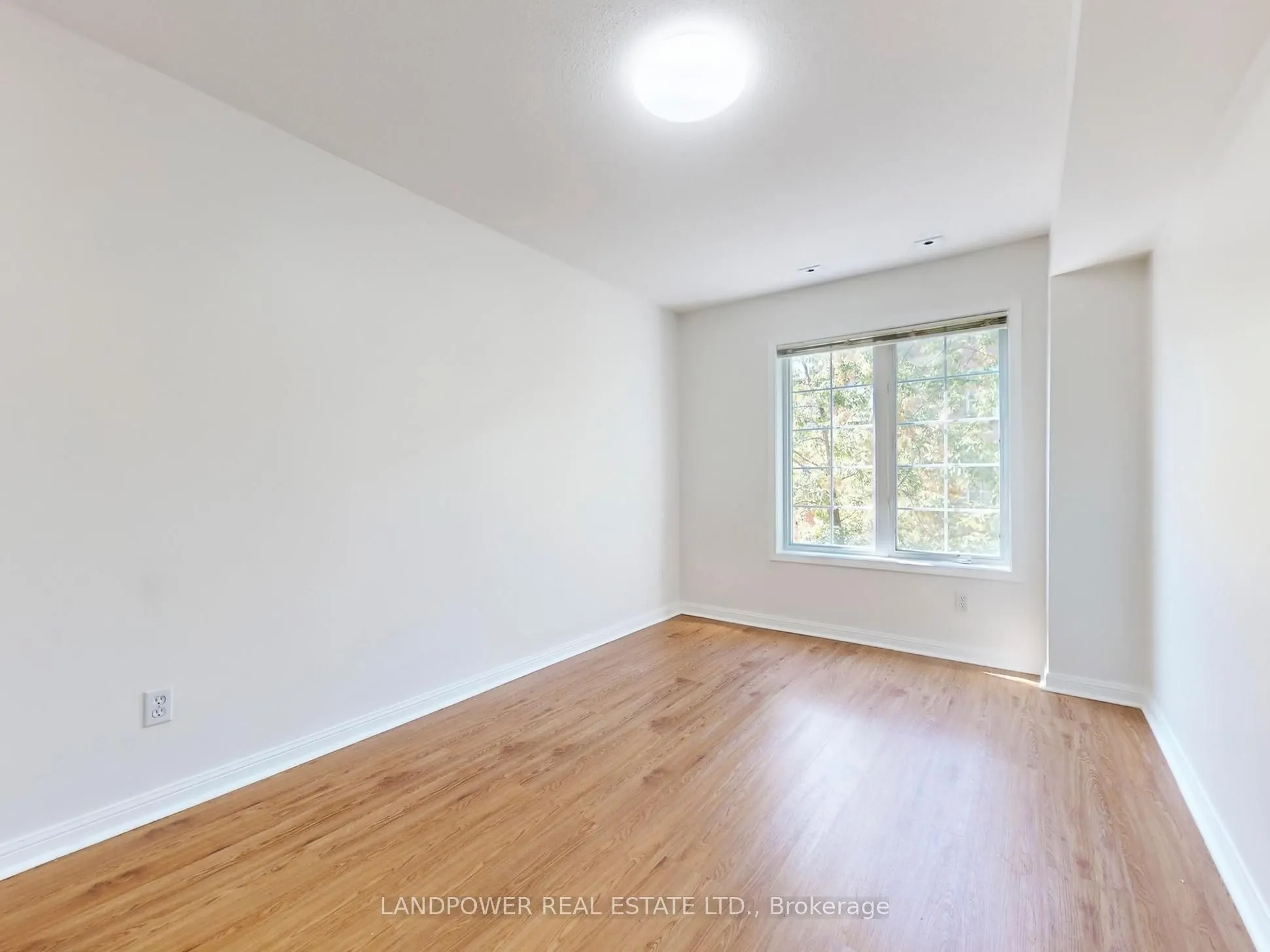 18 St Moritz Way, #2