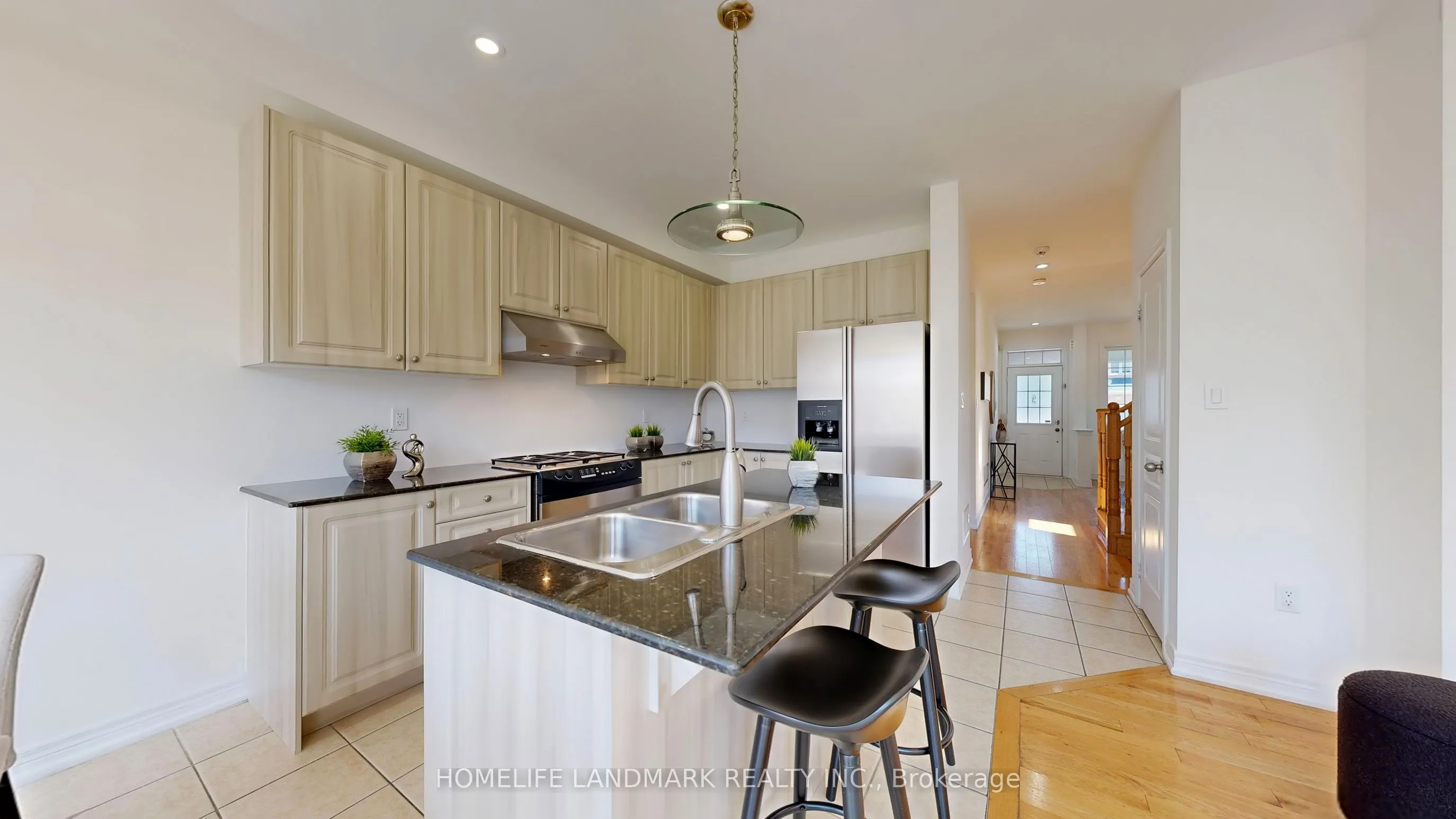 116 Pelee Avenue