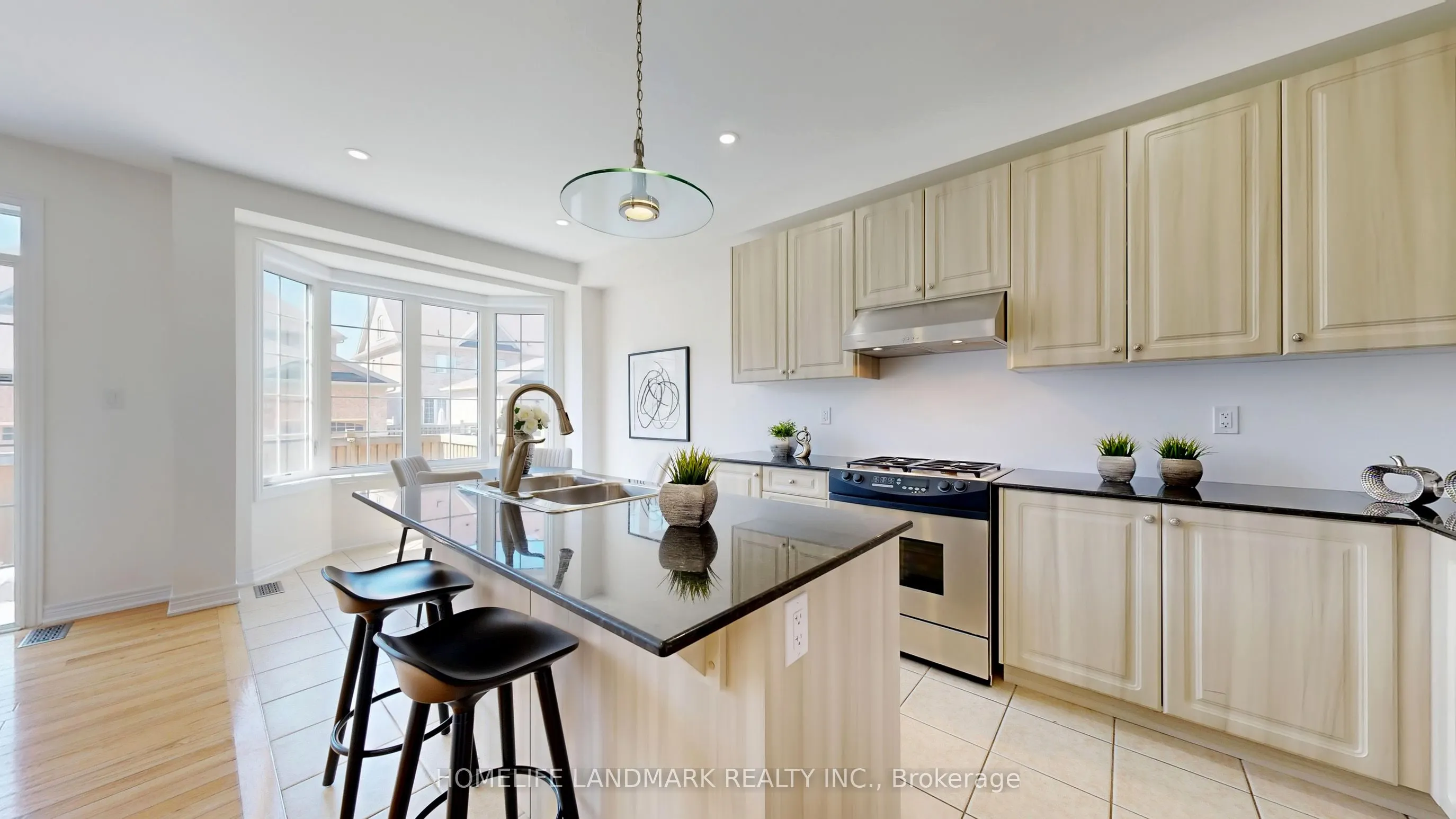 116 Pelee Avenue
