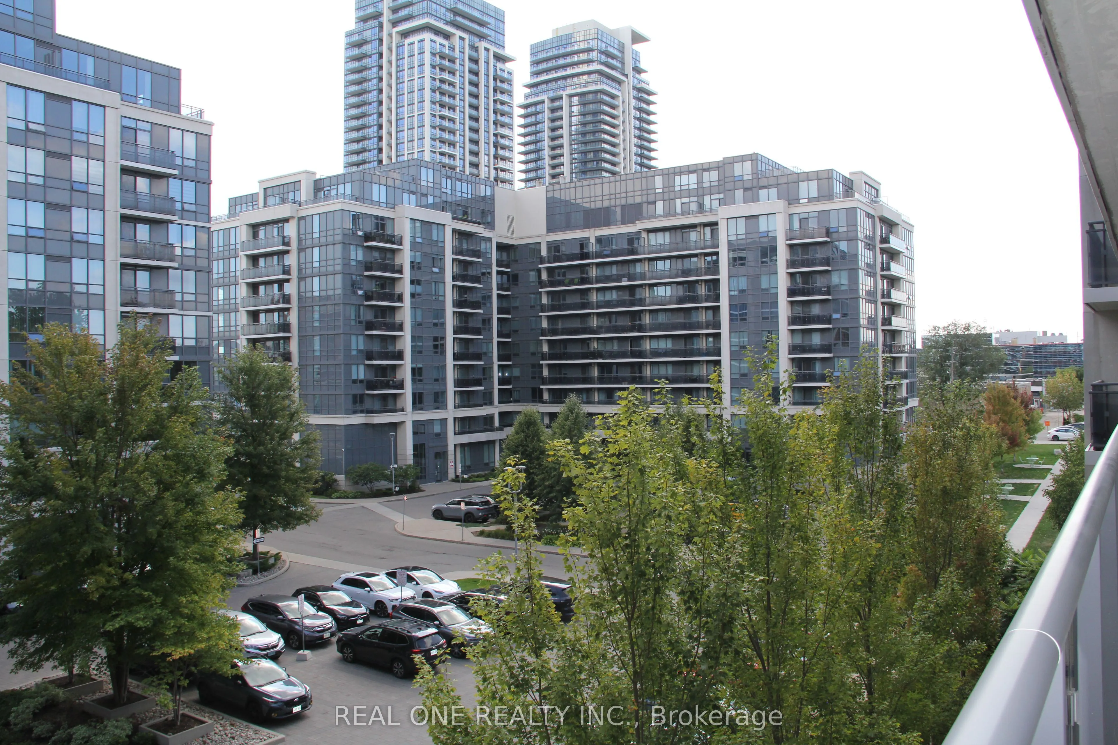 376 Highway 7 E, #510
