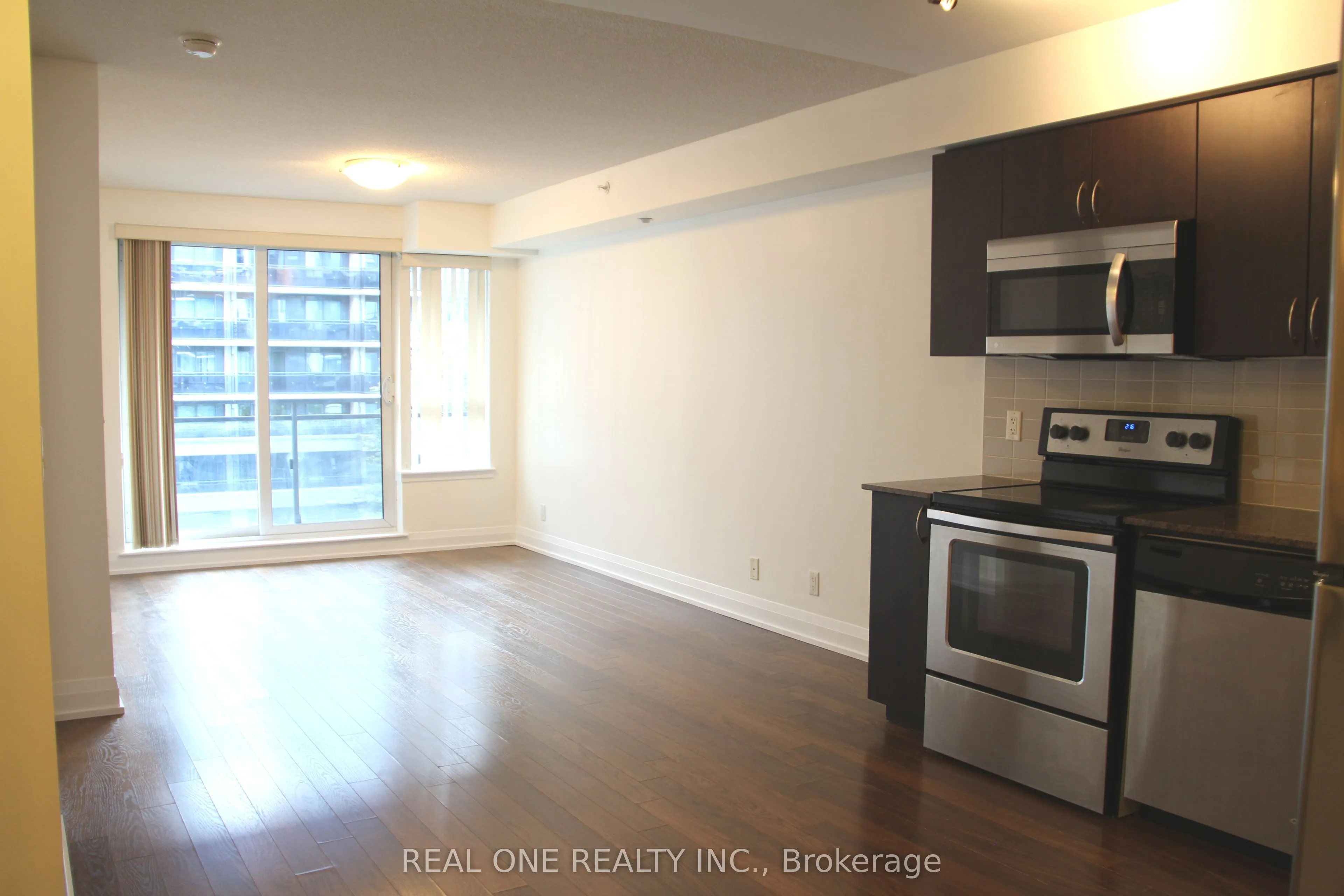 376 Highway 7 E, #510