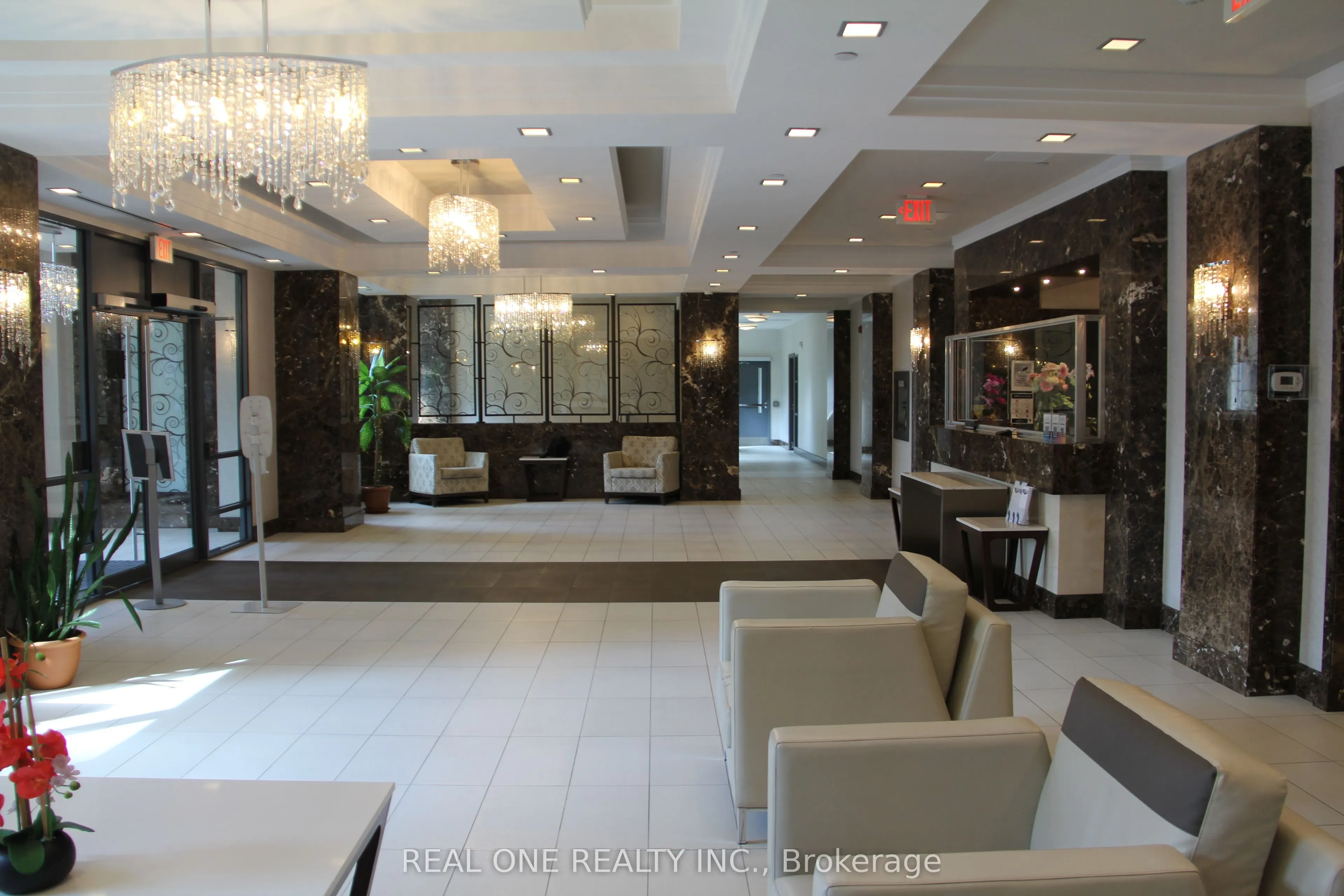 376 Highway 7 E, #510