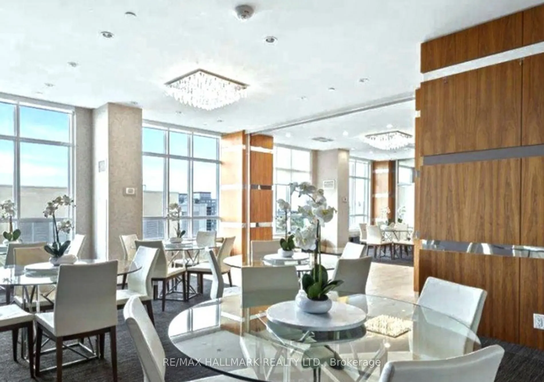 9205 Yonge Street, #1114
