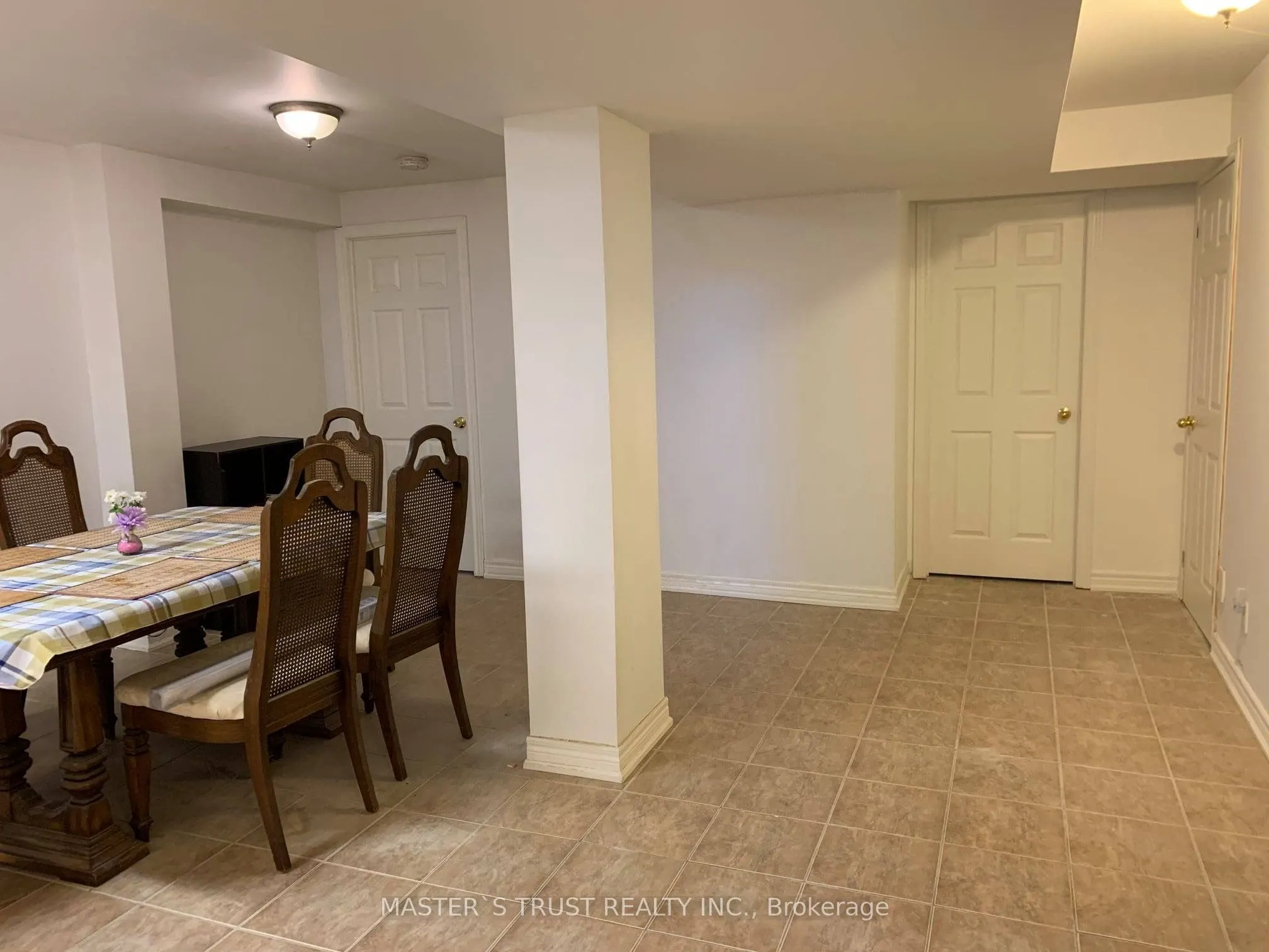 415 Marybay Crescent
