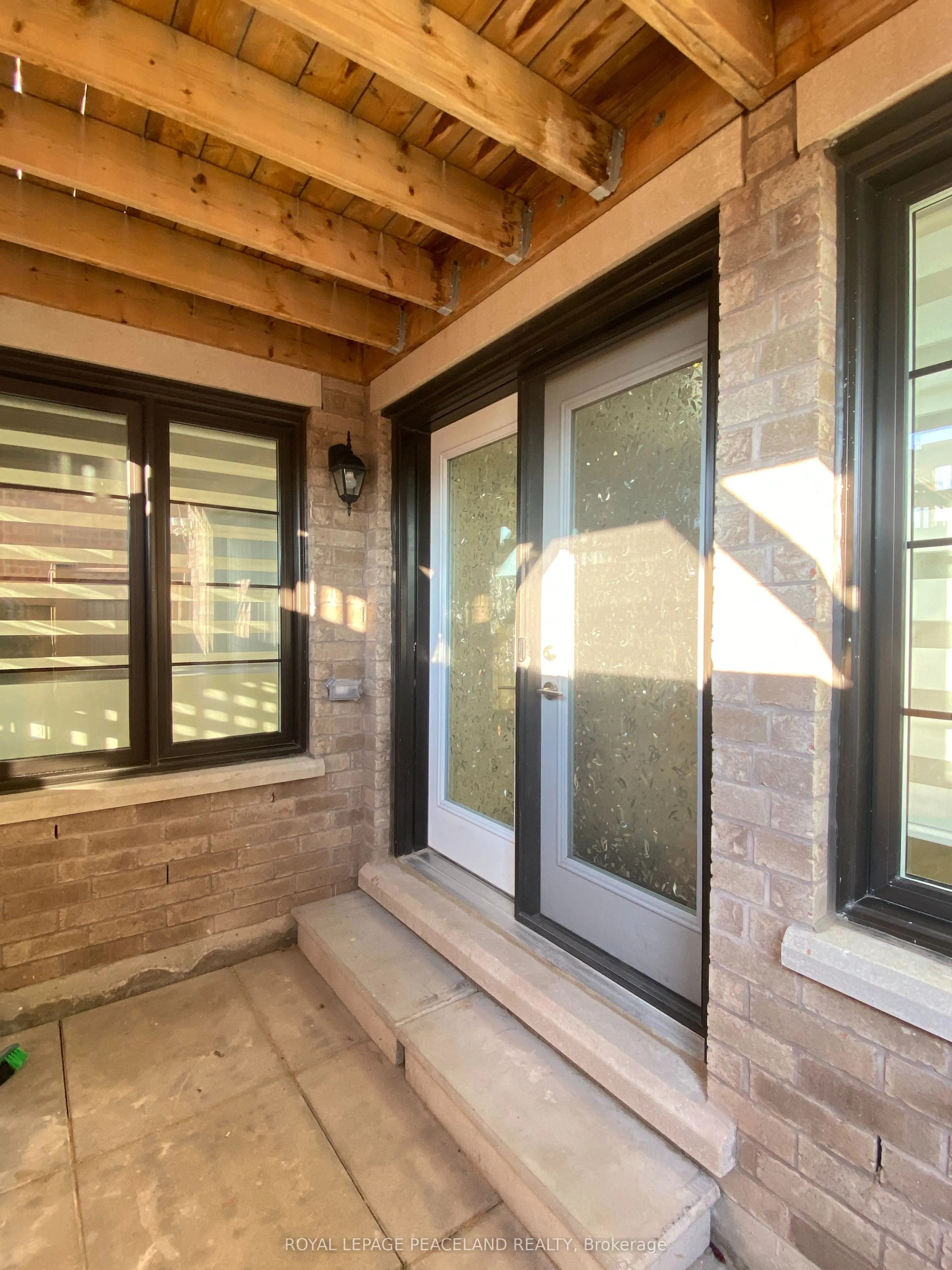 30 MEADOW VISTA Crescent, #Unit 2