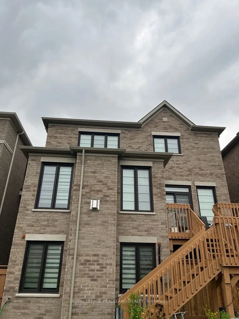 30 MEADOW VISTA Crescent, #Basement-Legal walk  out