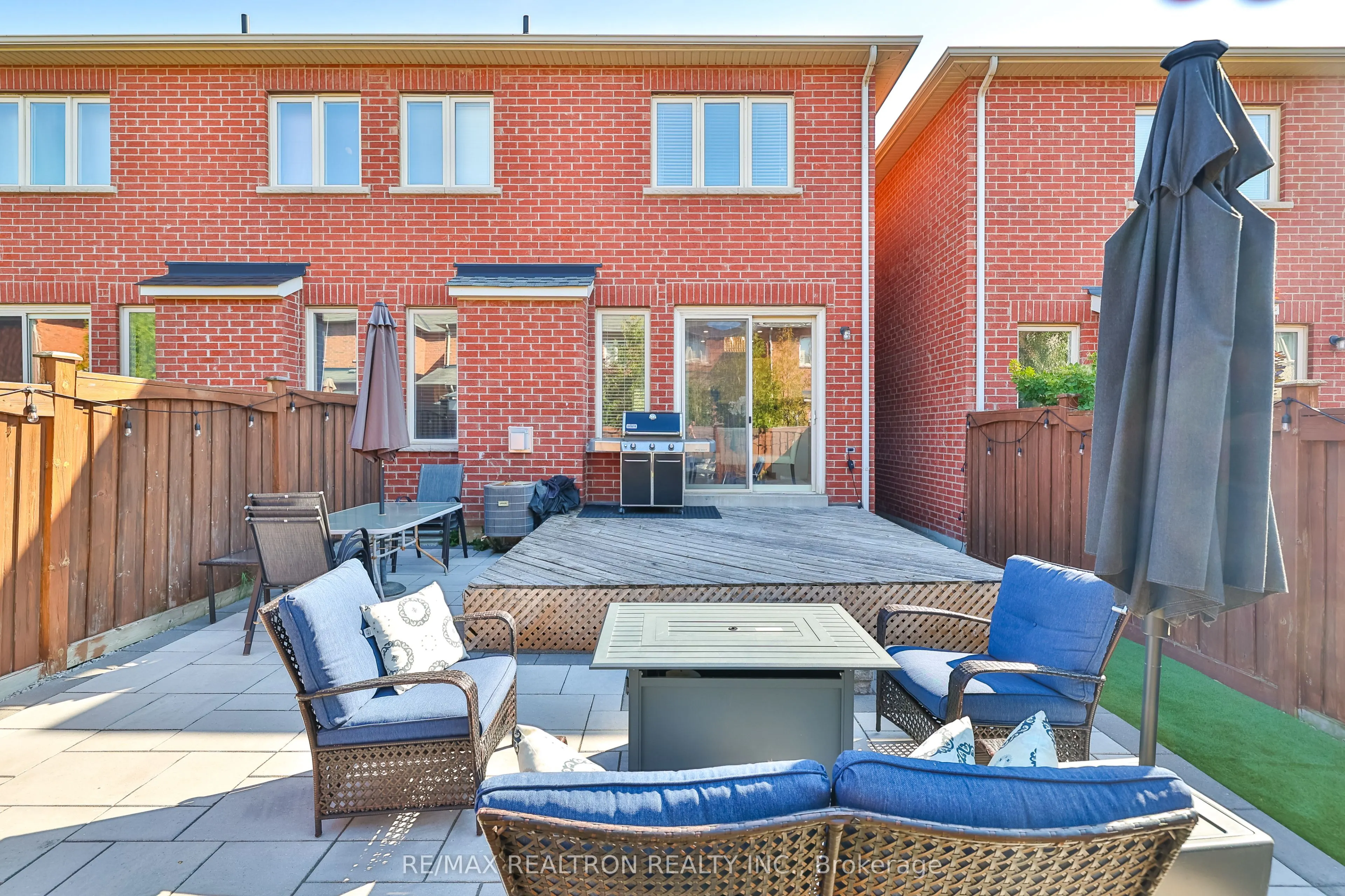 55 Stookes Crescent