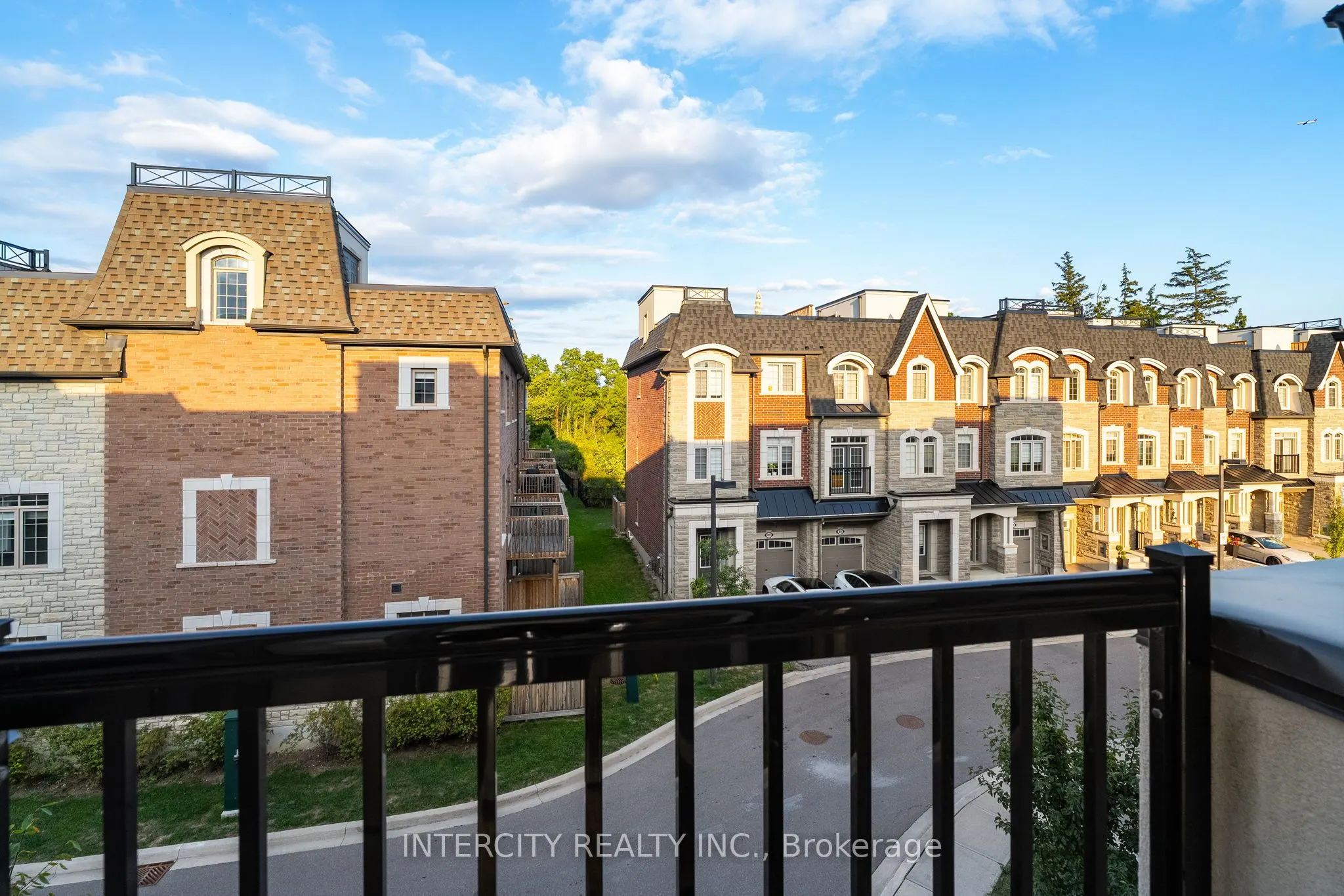 94 Glazebrook Drive
