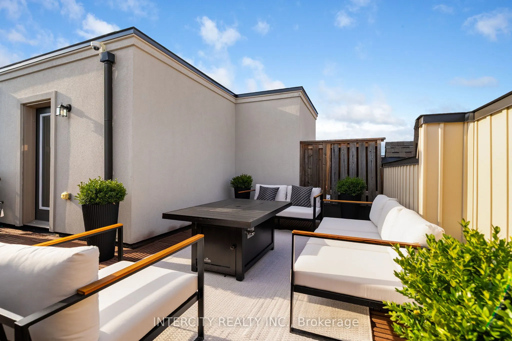 94 Glazebrook Drive
