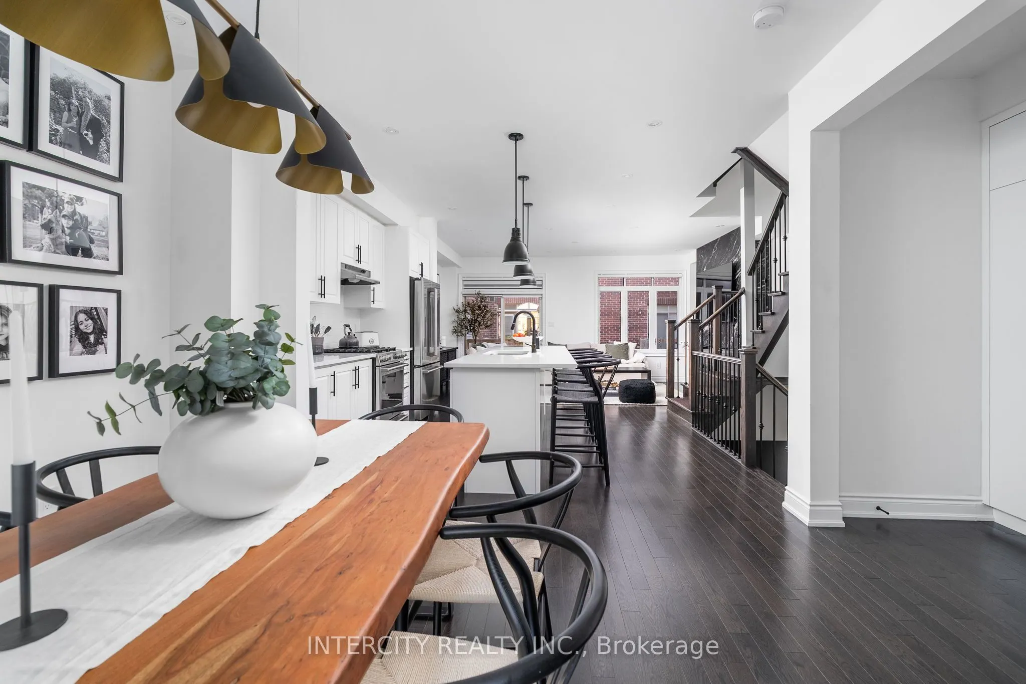 94 Glazebrook Drive